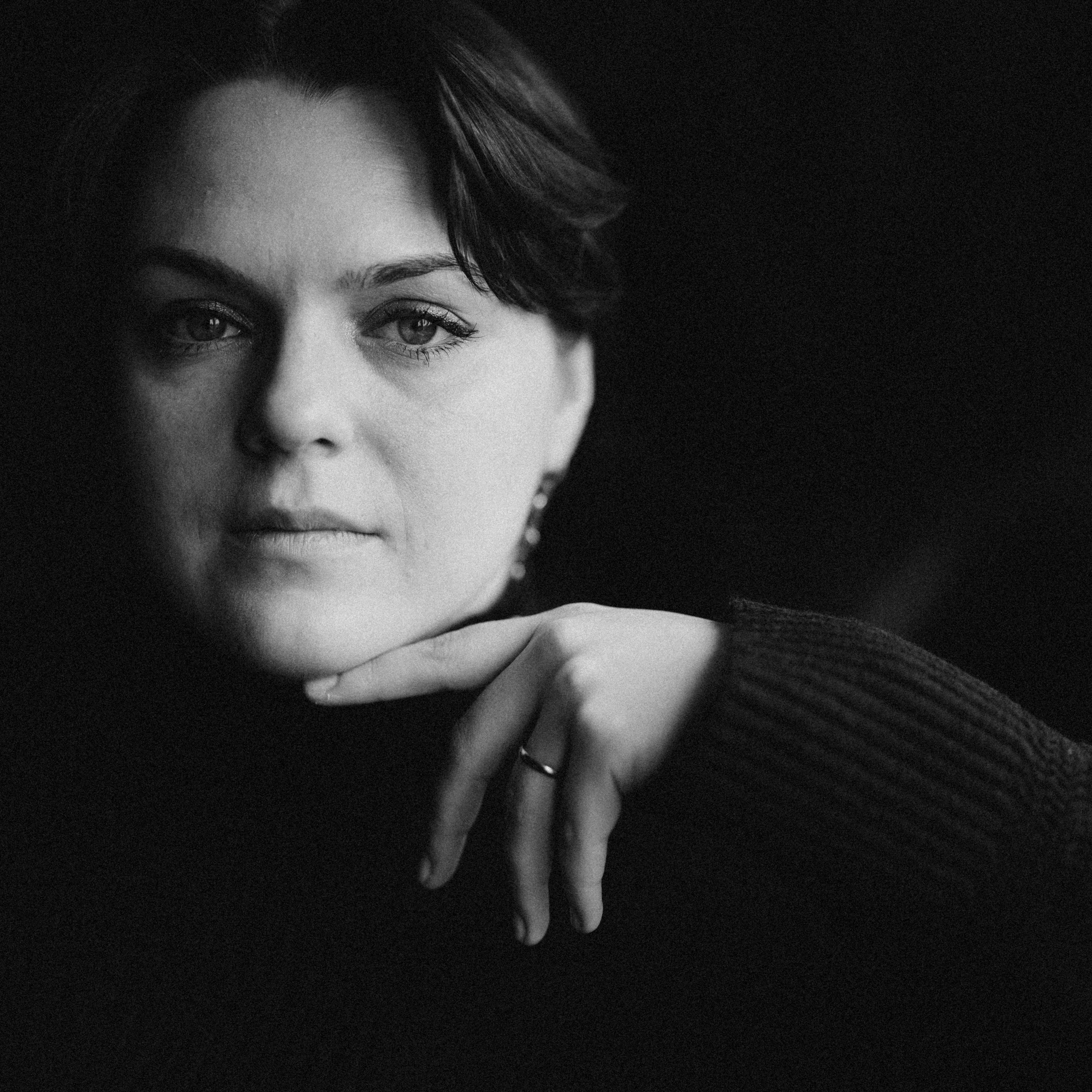 Ksenia. Photographer & Tour Guide Based in Scotland