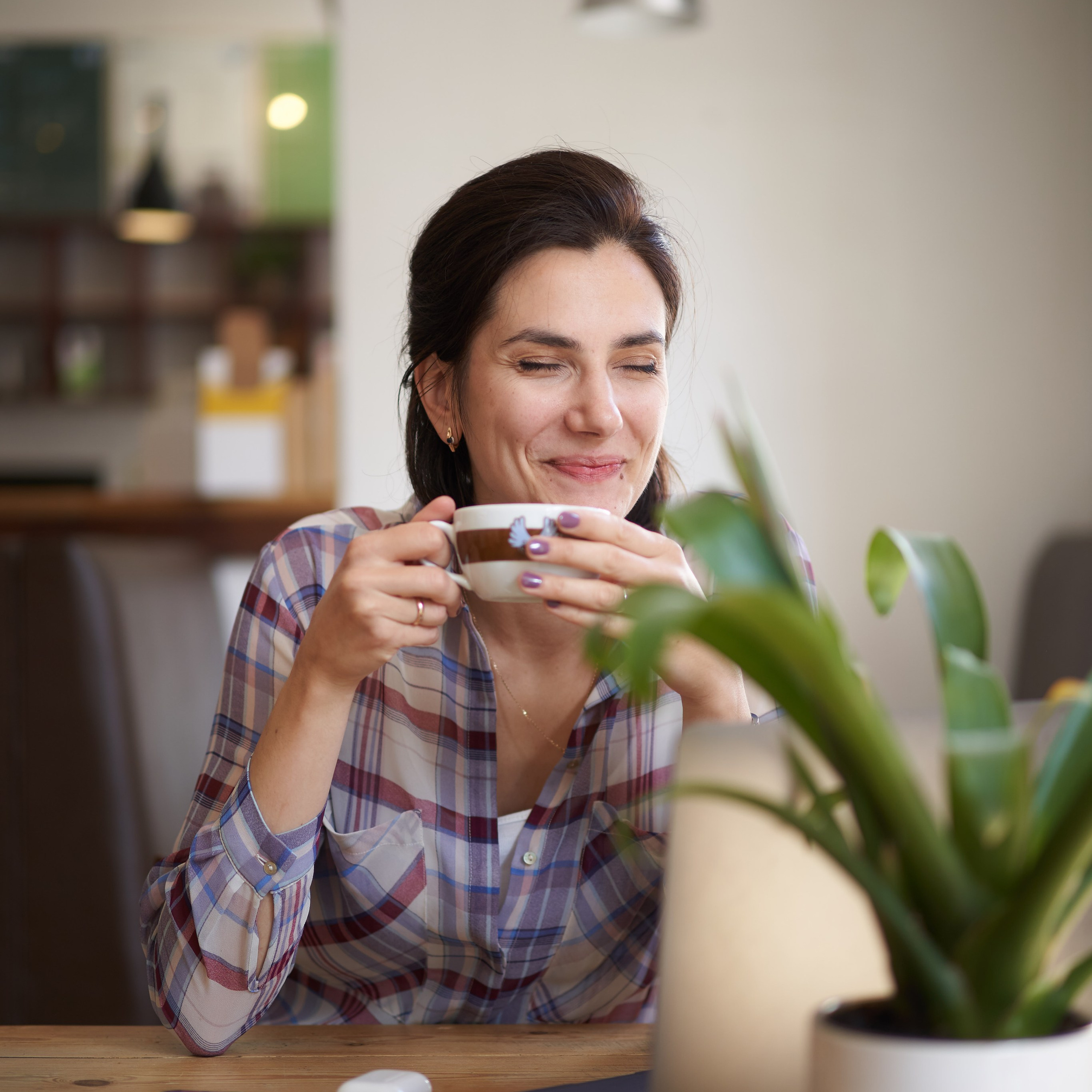 Cafe Angel. Photographer & Tour Guide Based in Scotland