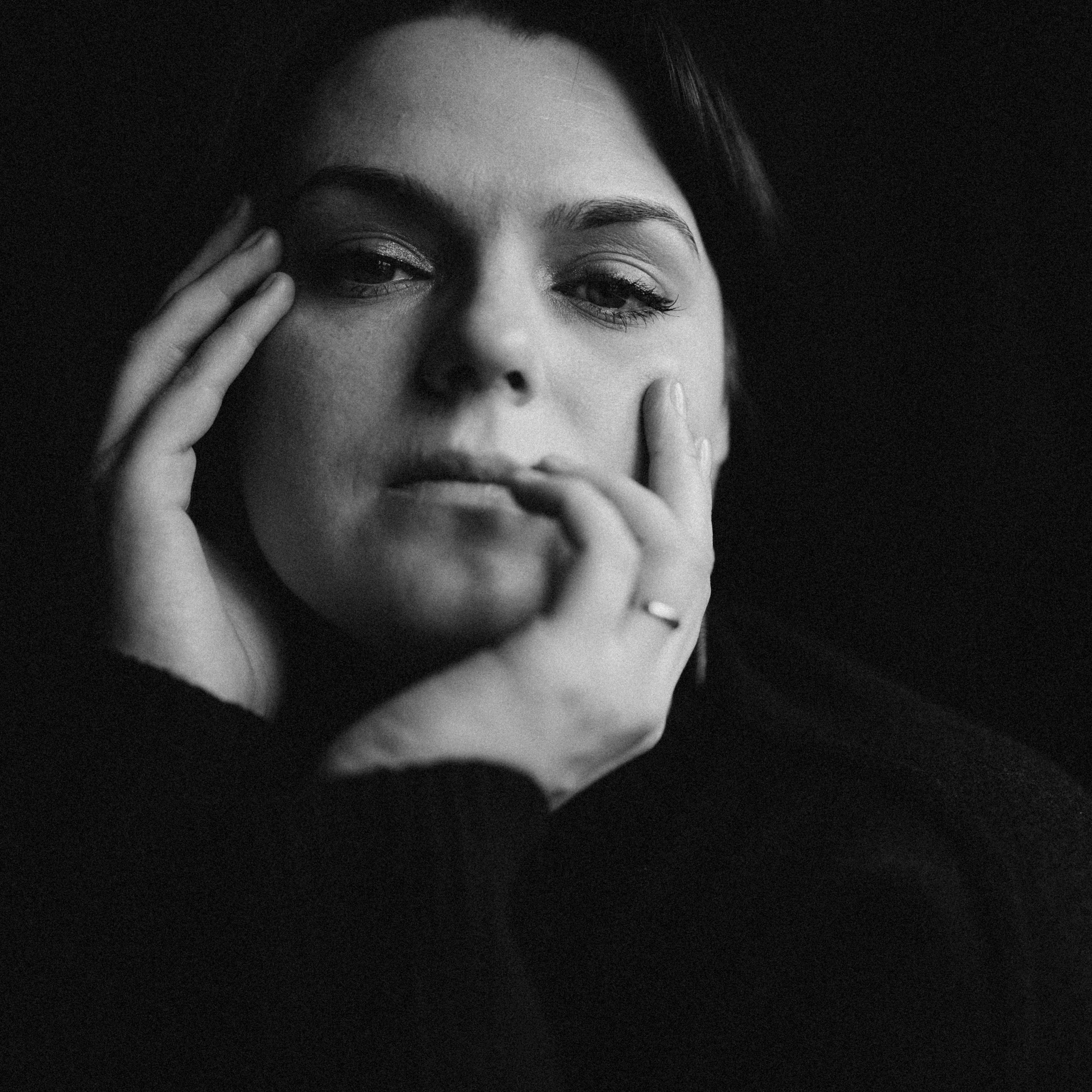 Ksenia. Photographer & Tour Guide Based in Scotland