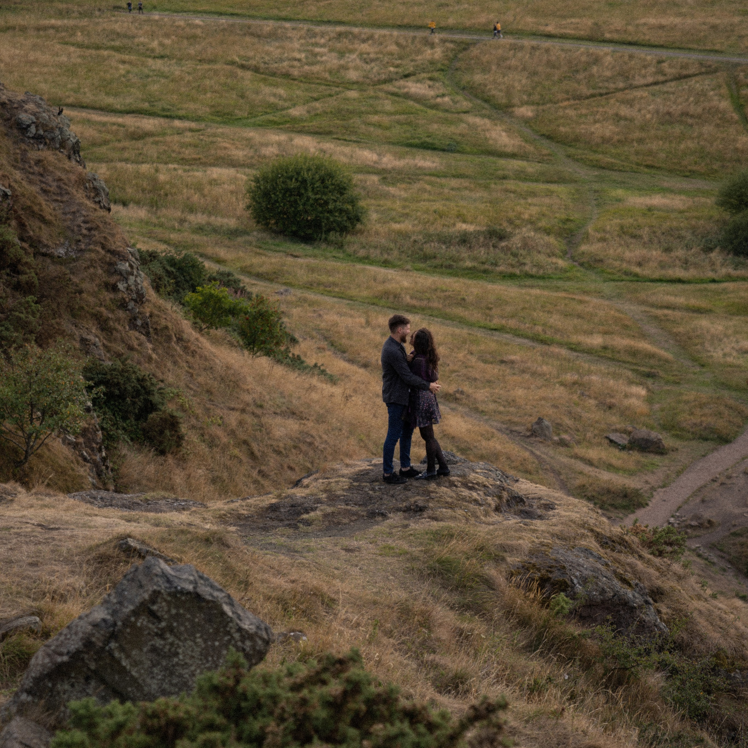 Arthur seat photoshoot. Photographer & Tour Guide Based in Scotland