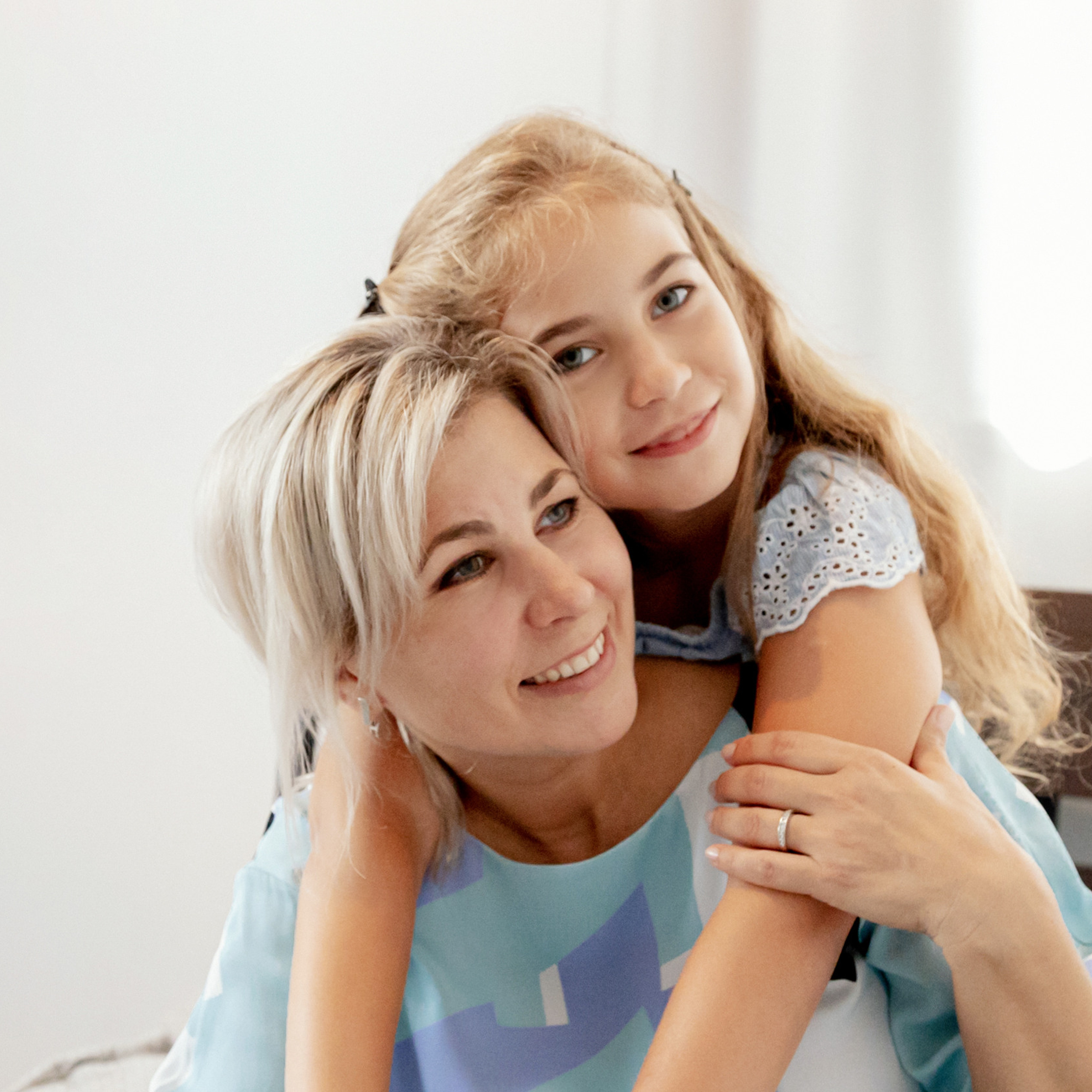 Family photo session at home