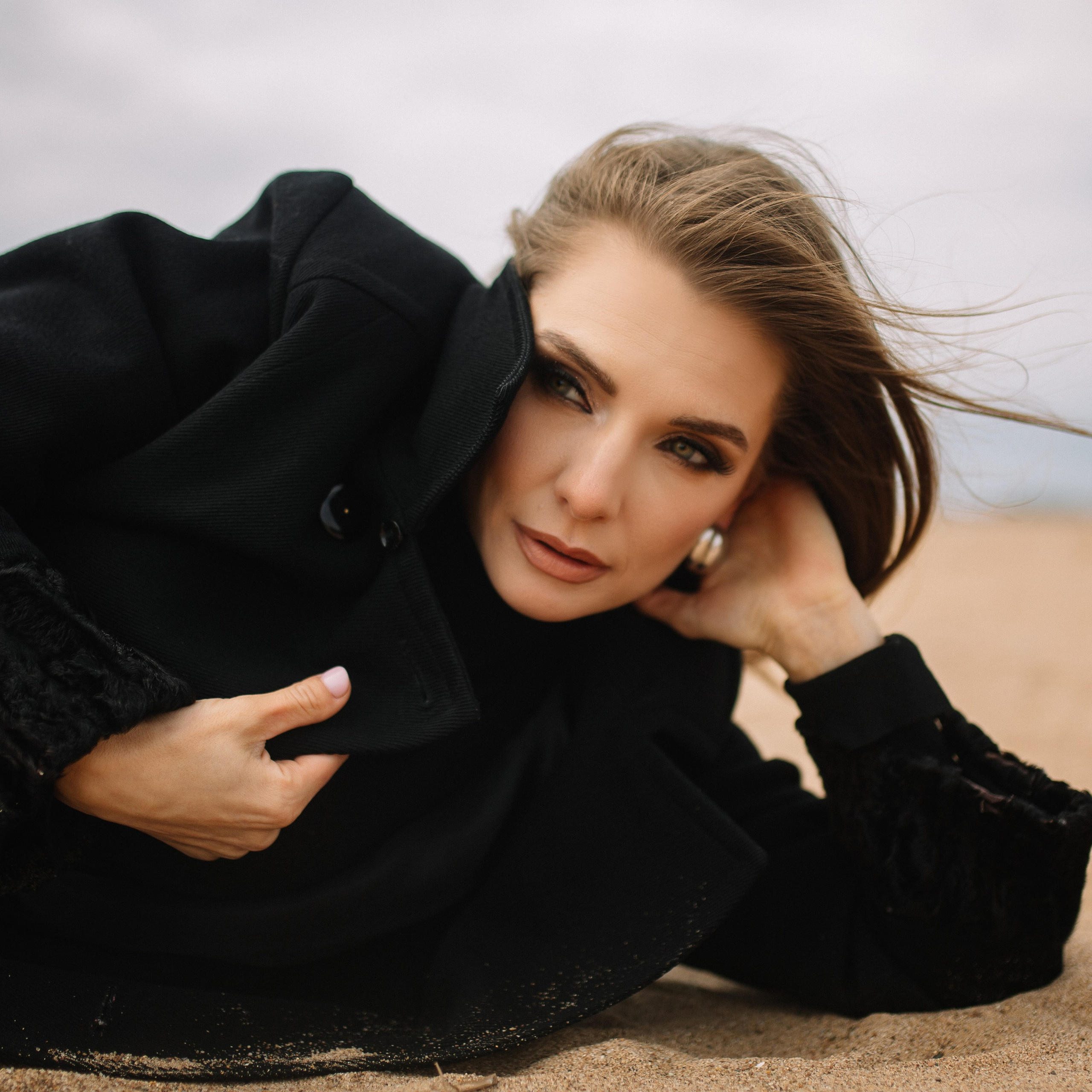Portrait.Woman.Ocean