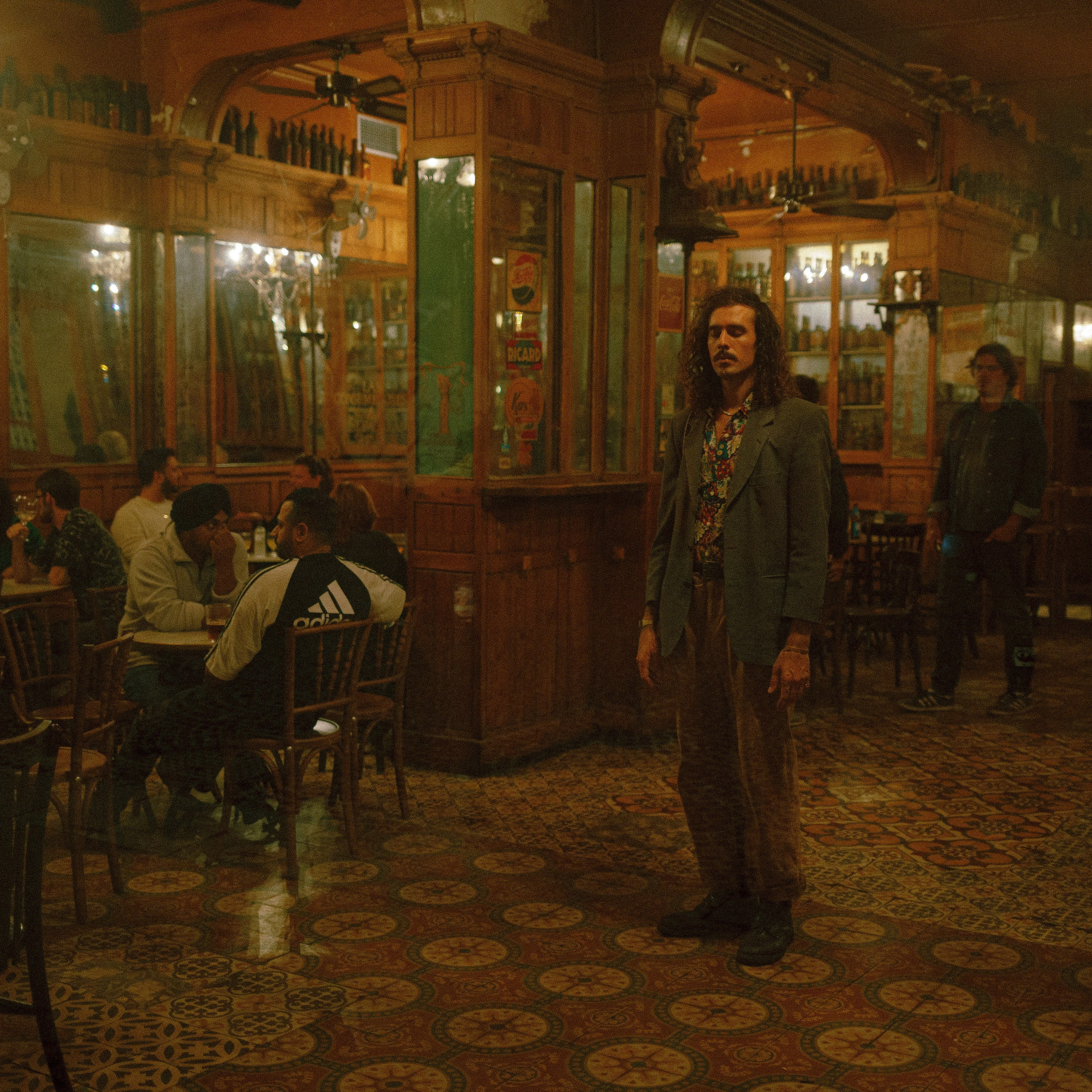 NIGHT CITY WITH MATEO, A&nbsp;SPONTANEOUS SHOOT