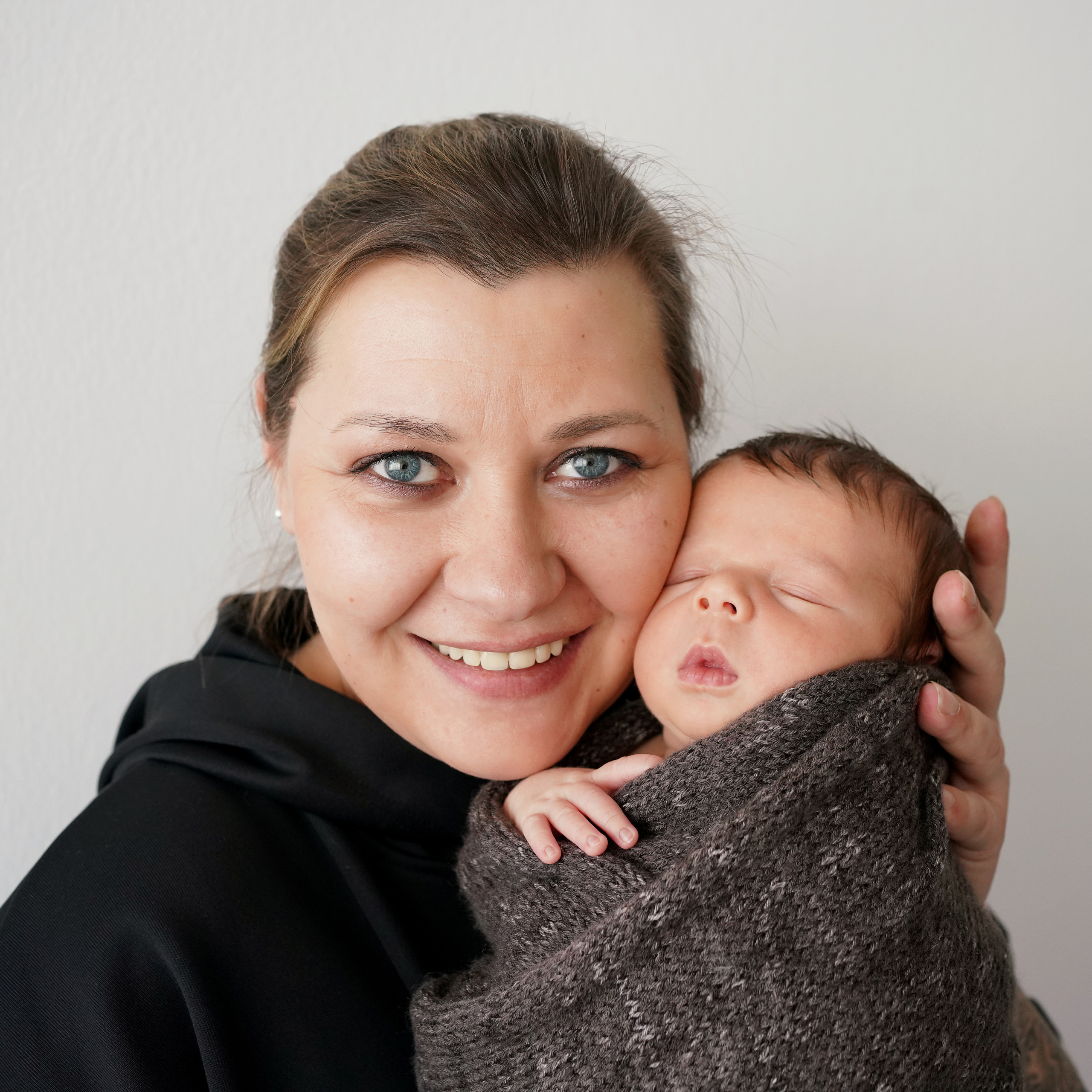 Bewertungen Fotografin Nastassia Schneider in Augsburg. Neugeborenenfotografin und Retoucher in Augsburg Nastassia Schneider