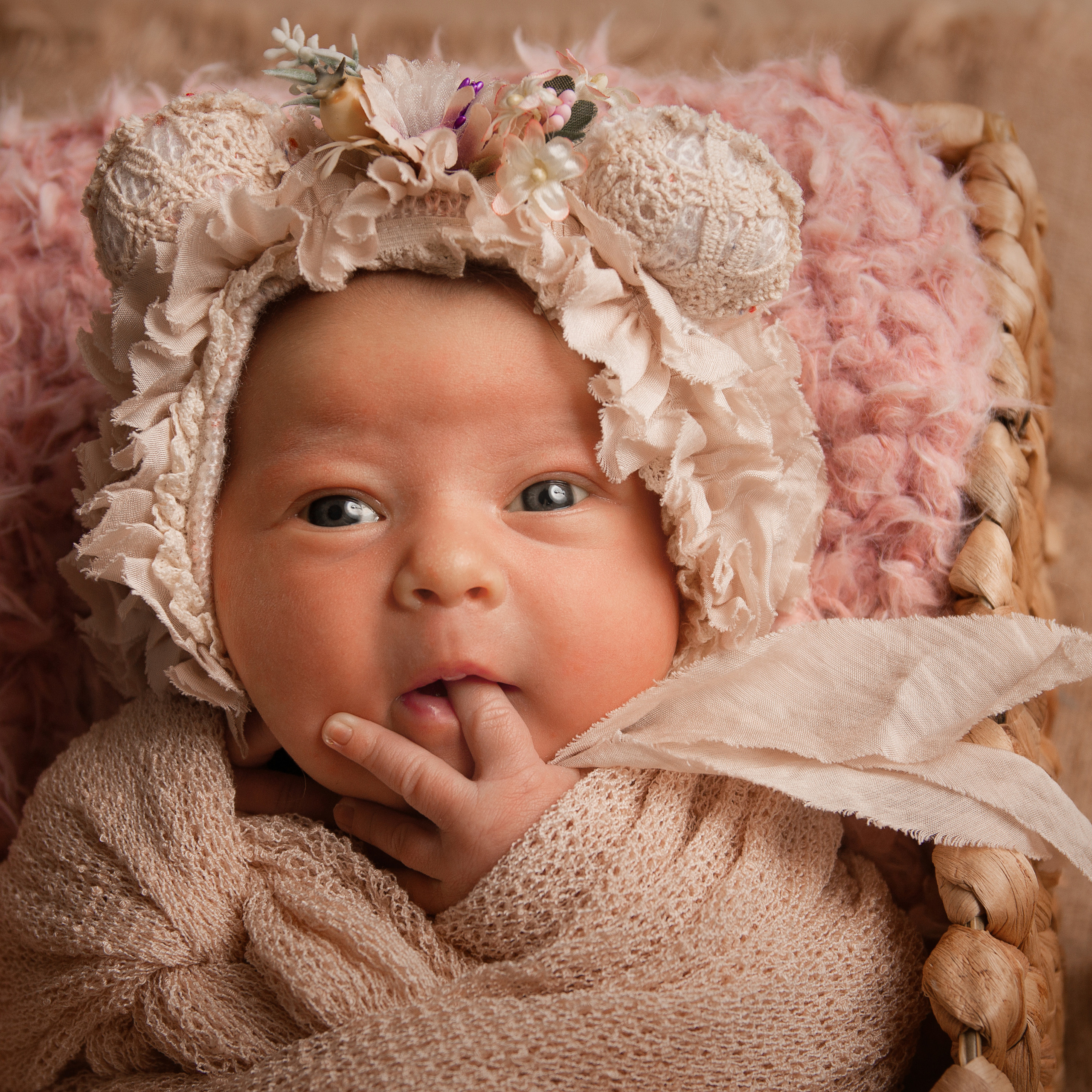 Bewertungen Fotografin Nastassia Schneider in Augsburg. Neugeborenenfotografin und Retoucher in Augsburg Nastassia Schneider