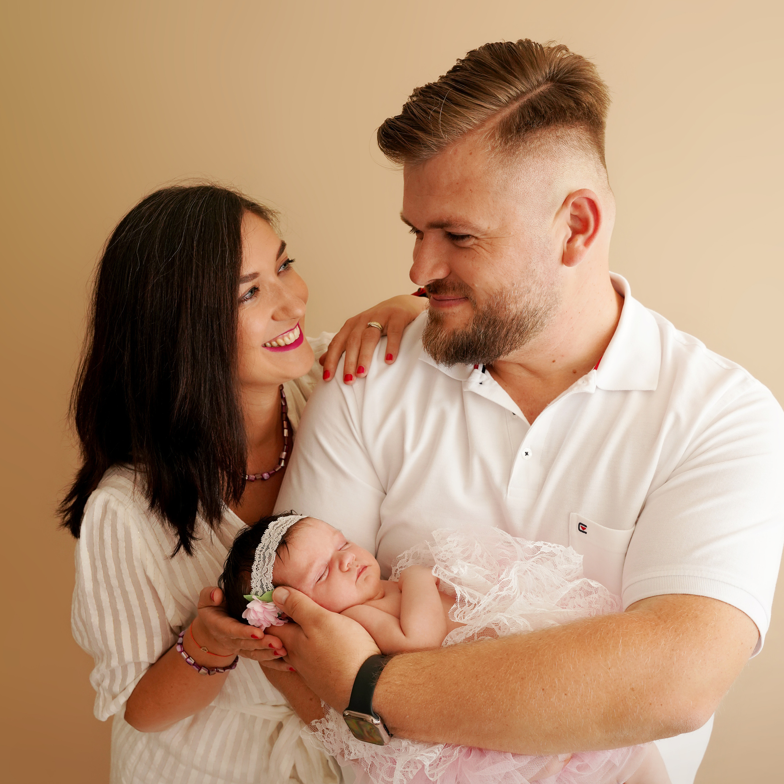 Bewertungen Fotografin Nastassia Schneider in Augsburg. Neugeborenenfotografin und Retoucher in Augsburg Nastassia Schneider