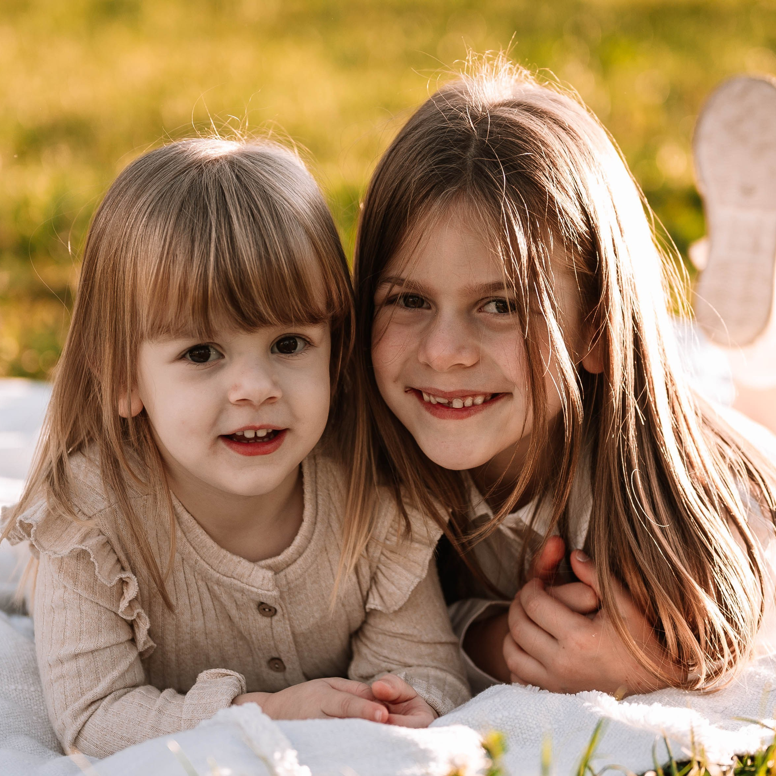 VAŠI UTISCI. Dečiji i porodični fotograf