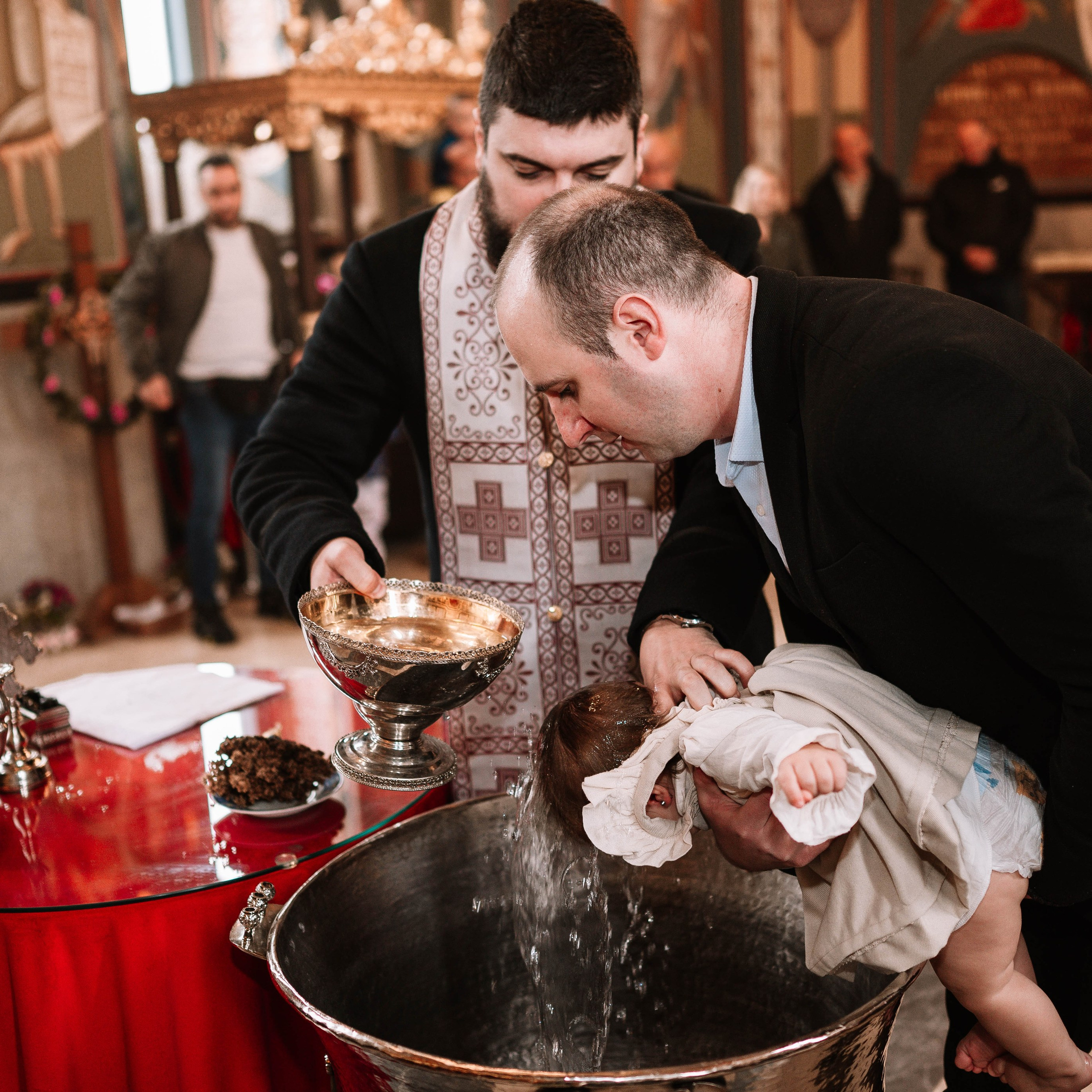 VAŠI UTISCI. Dečiji i porodični fotograf