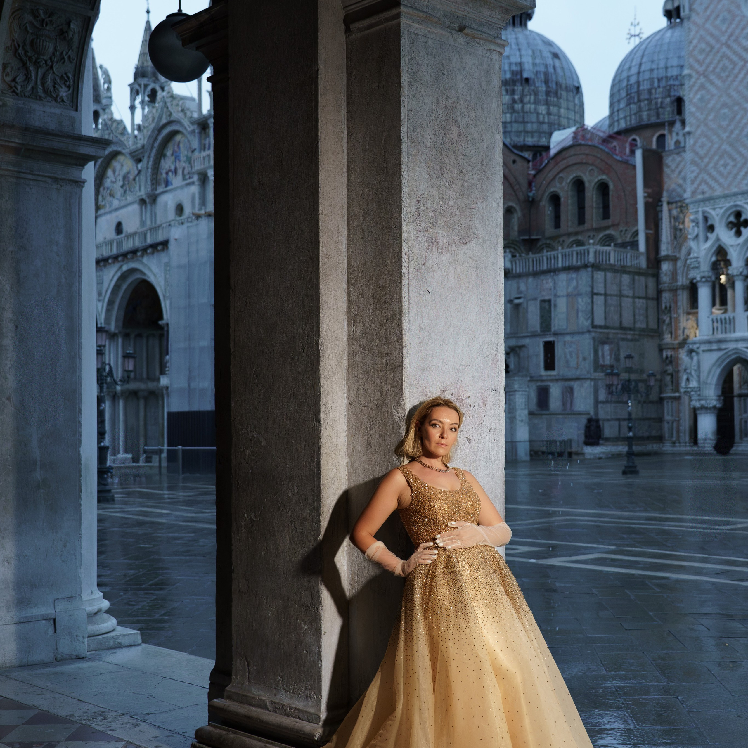 Women portraits. Venice photographer