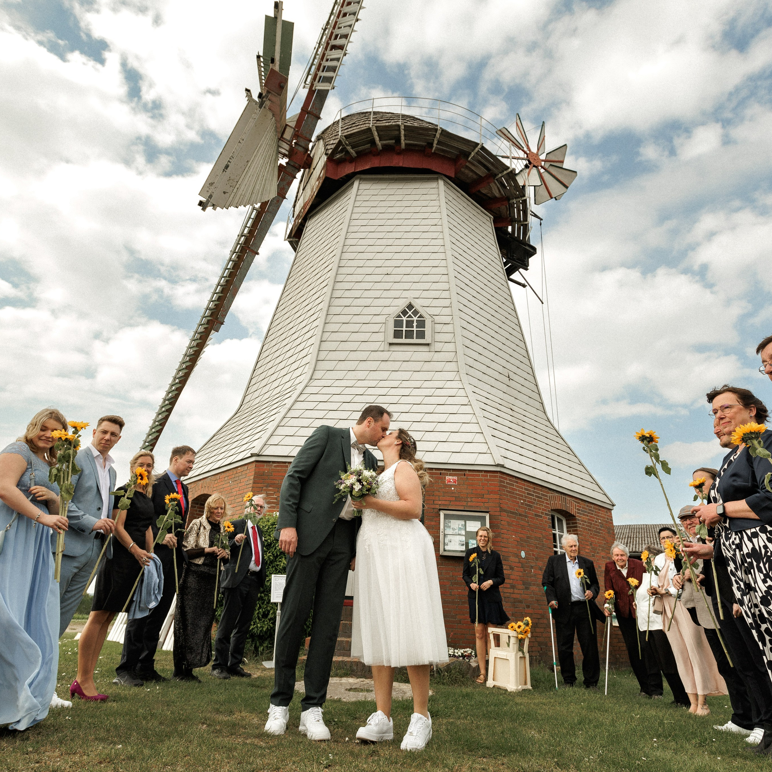 Traumhochzeit an der Windmühle Eyendorf | Märchenhafte Location in Niedersachsen