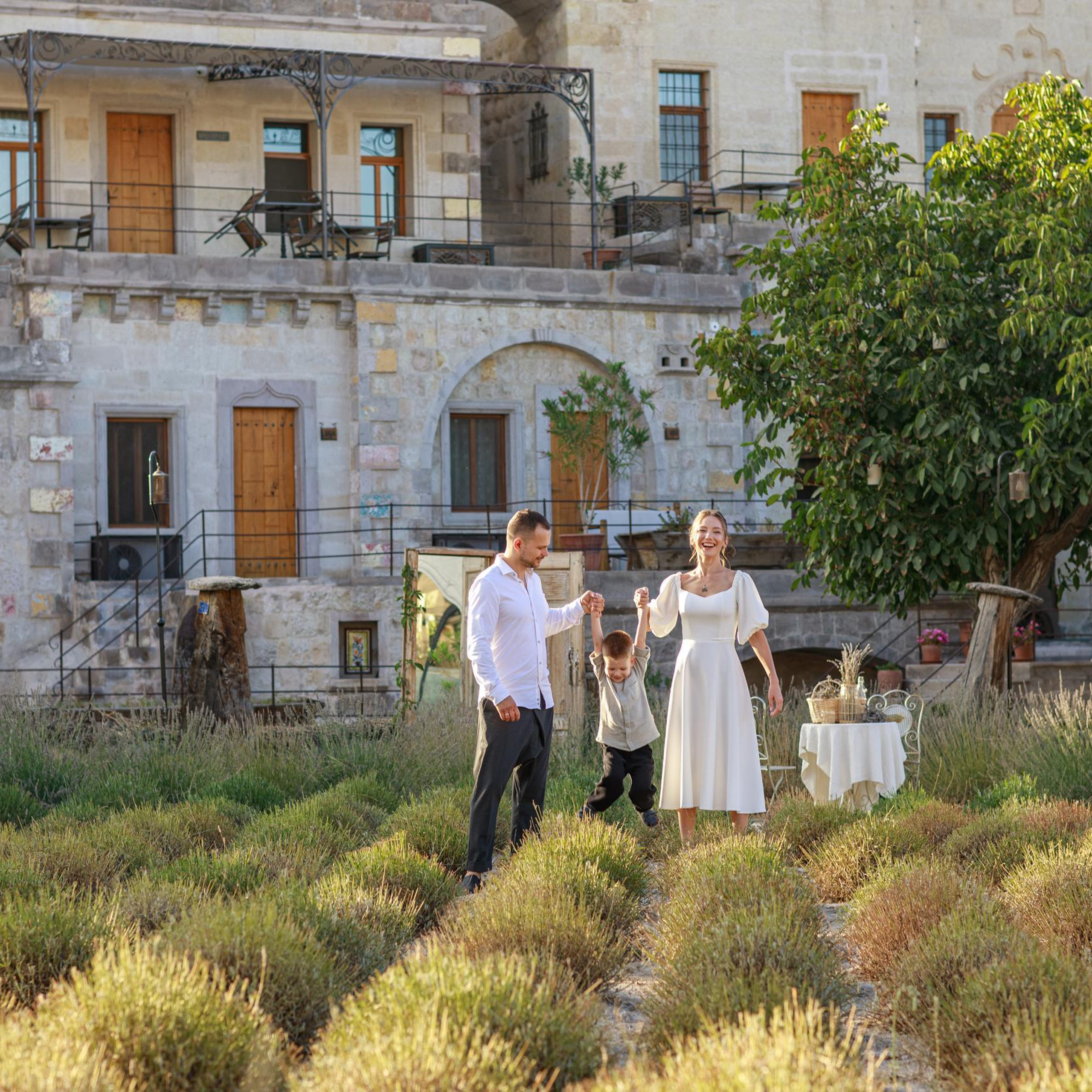 Cappadocia photographer reviews. Julia Ganch I Fashion Wedding Photography I Cappadocia Turkey