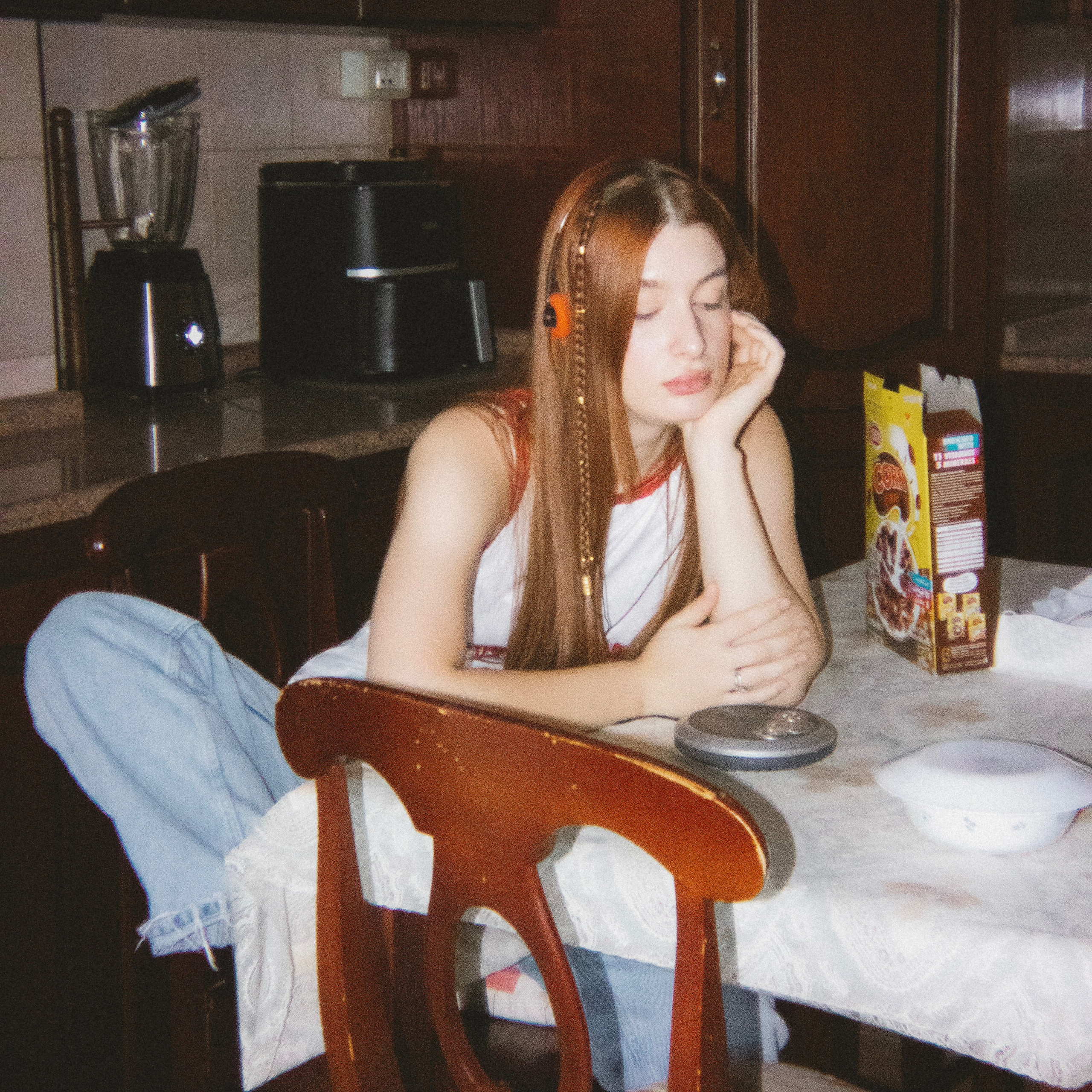 Kate 2000s Vibe — home, pizza, kitchen