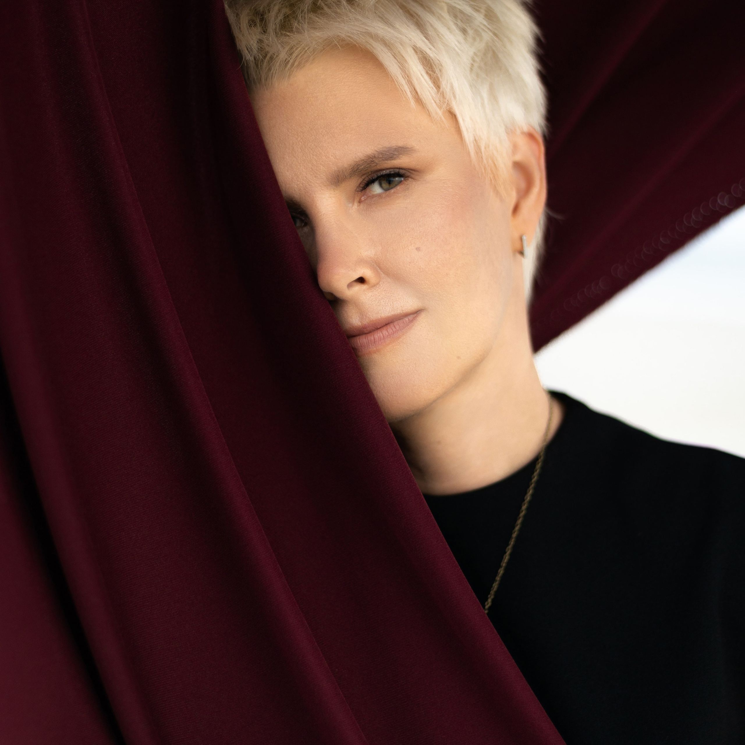 CREATIVE PHOTO SHOOT