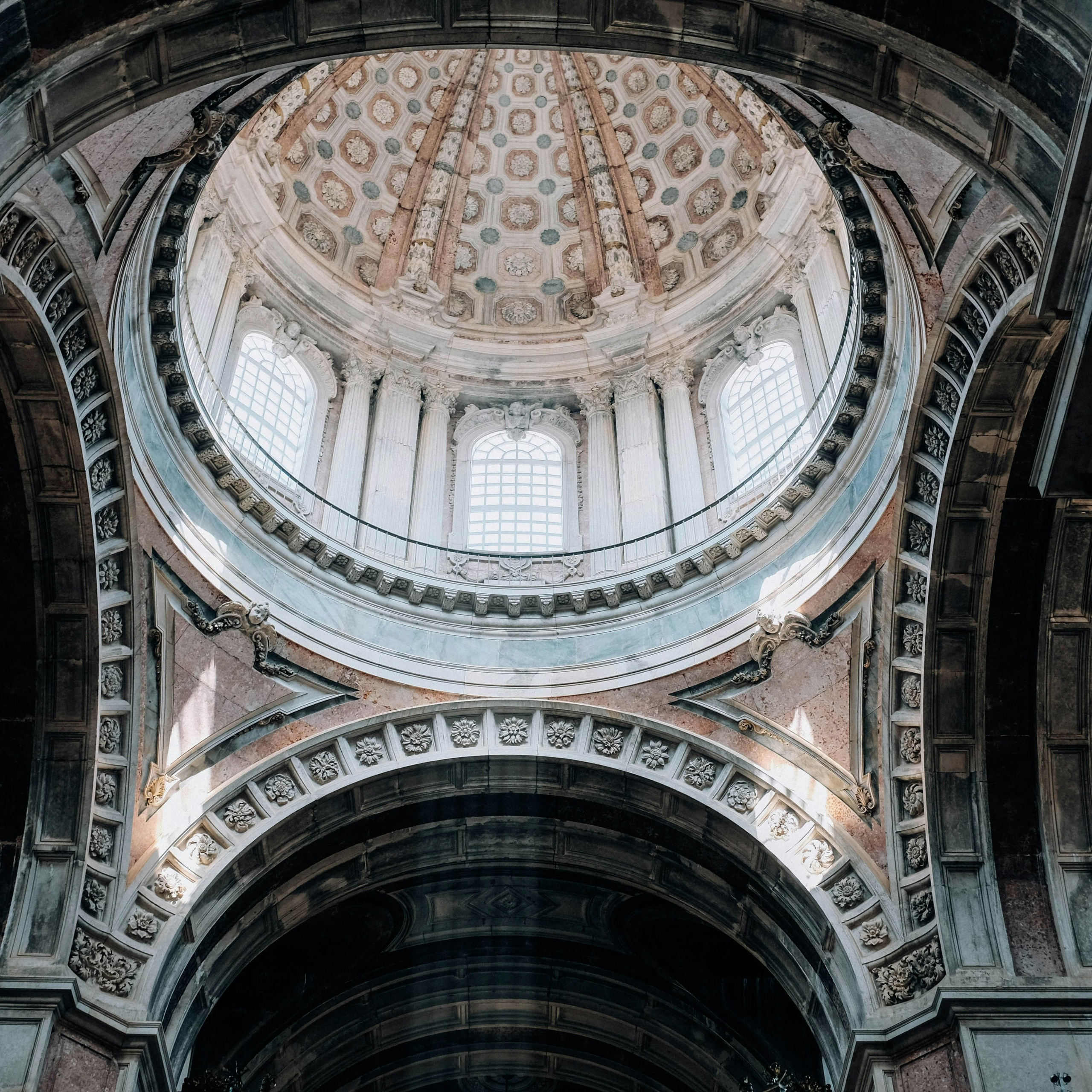 Мафра — королевский дворец, музей-деревня и океан в Эрисейре