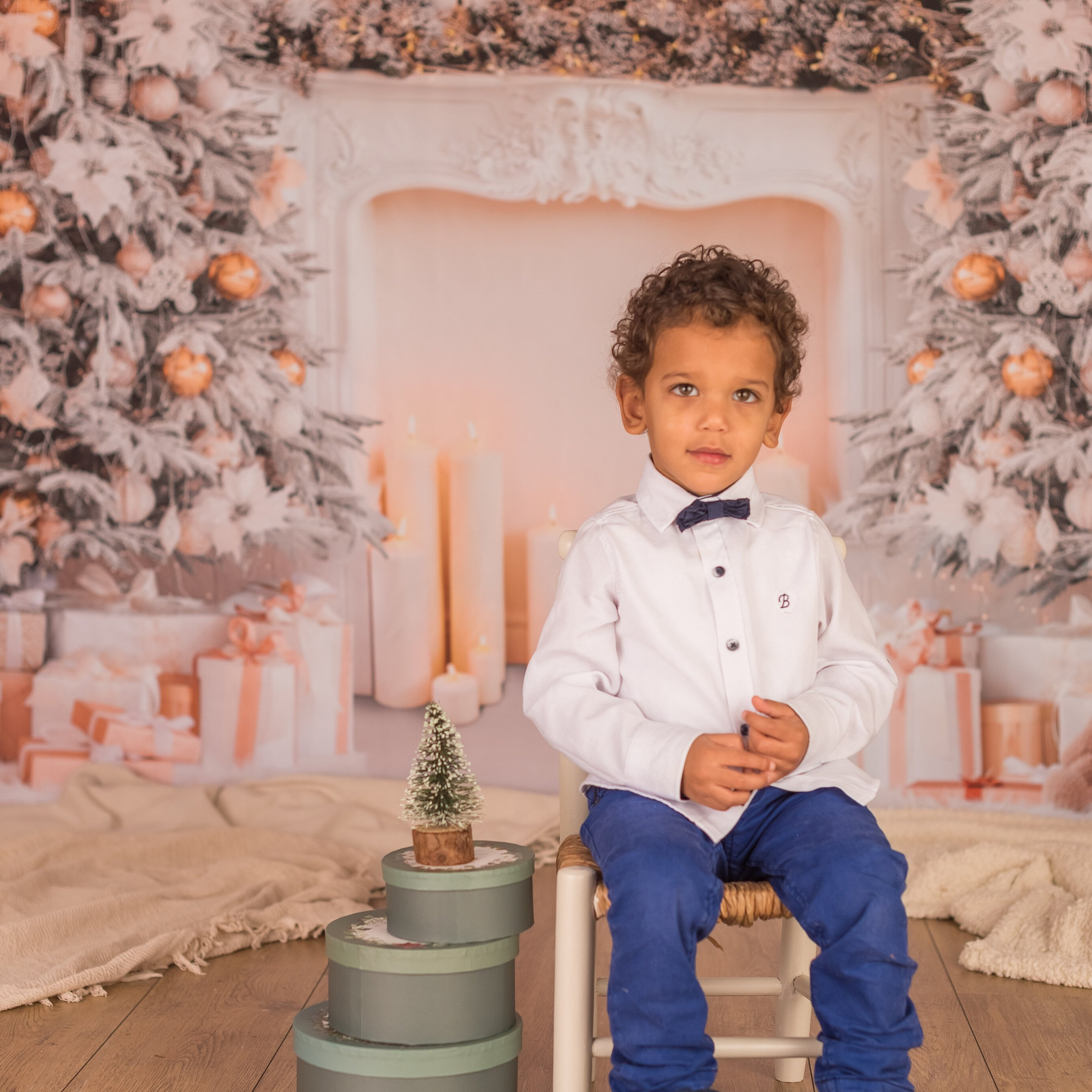Exemples séance photo Noël - Déco salon blanc