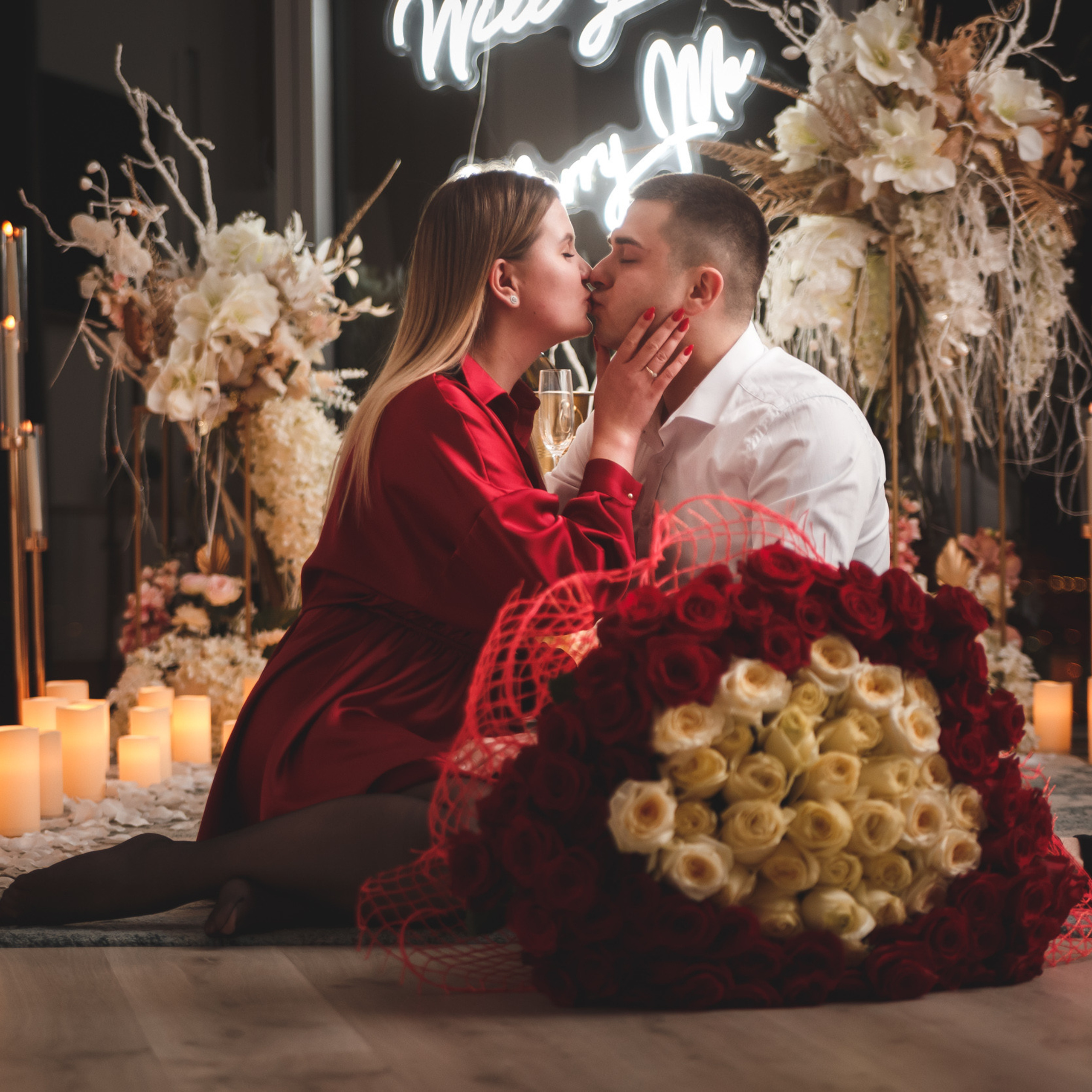 Proposal photoshoot| Photo session in the SkyTower apartment
