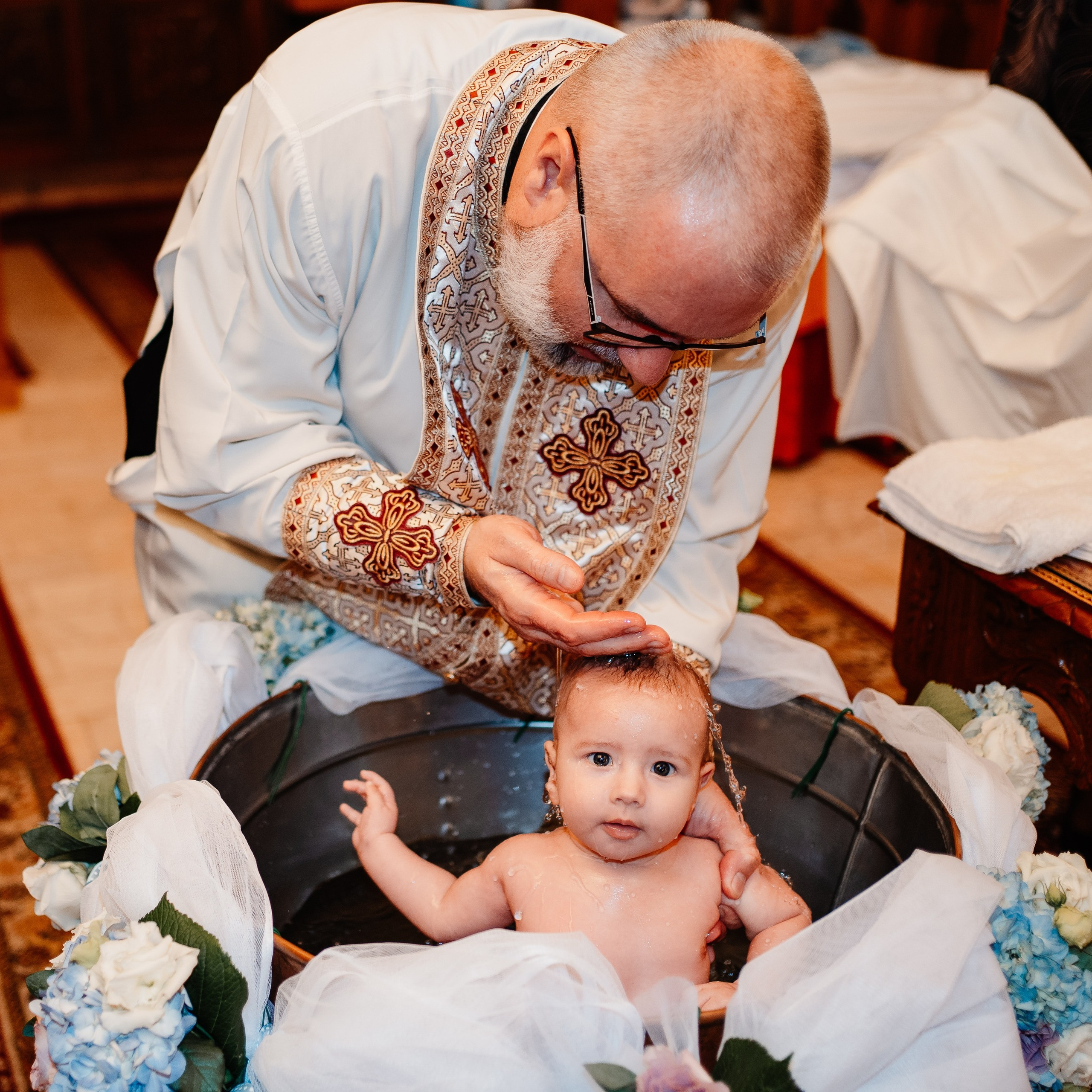 Testimoniale Clienți - Mihai Popa Fotograf Nuntă și Botez. Fotograf Nuntă & Botez București - Mihai Popa | Dincolo de oameni, imortalizez emoții!