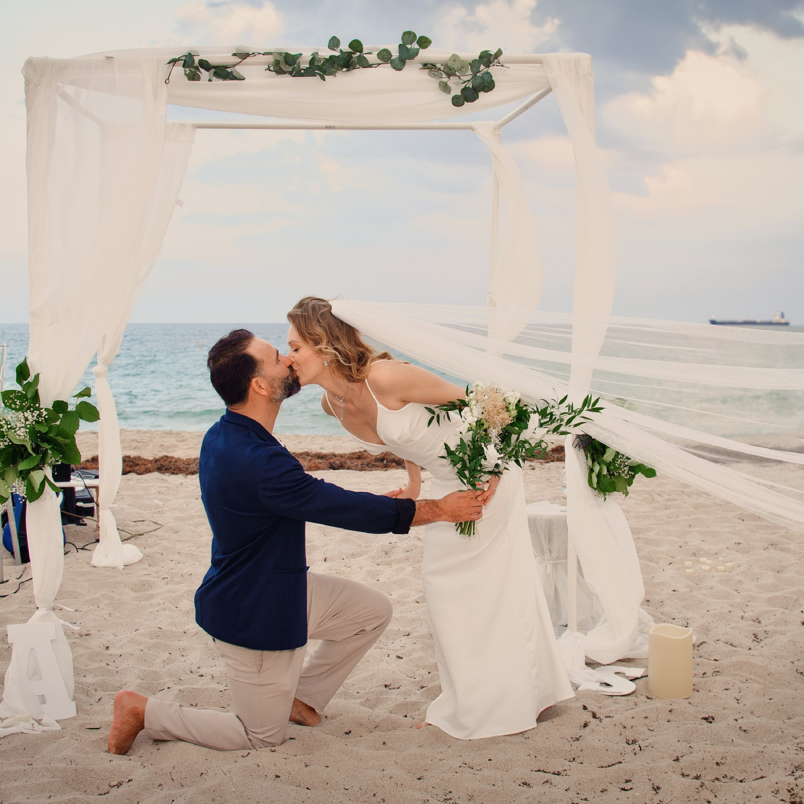 Miami Photographer Reviews | Ksenia Derzkaya