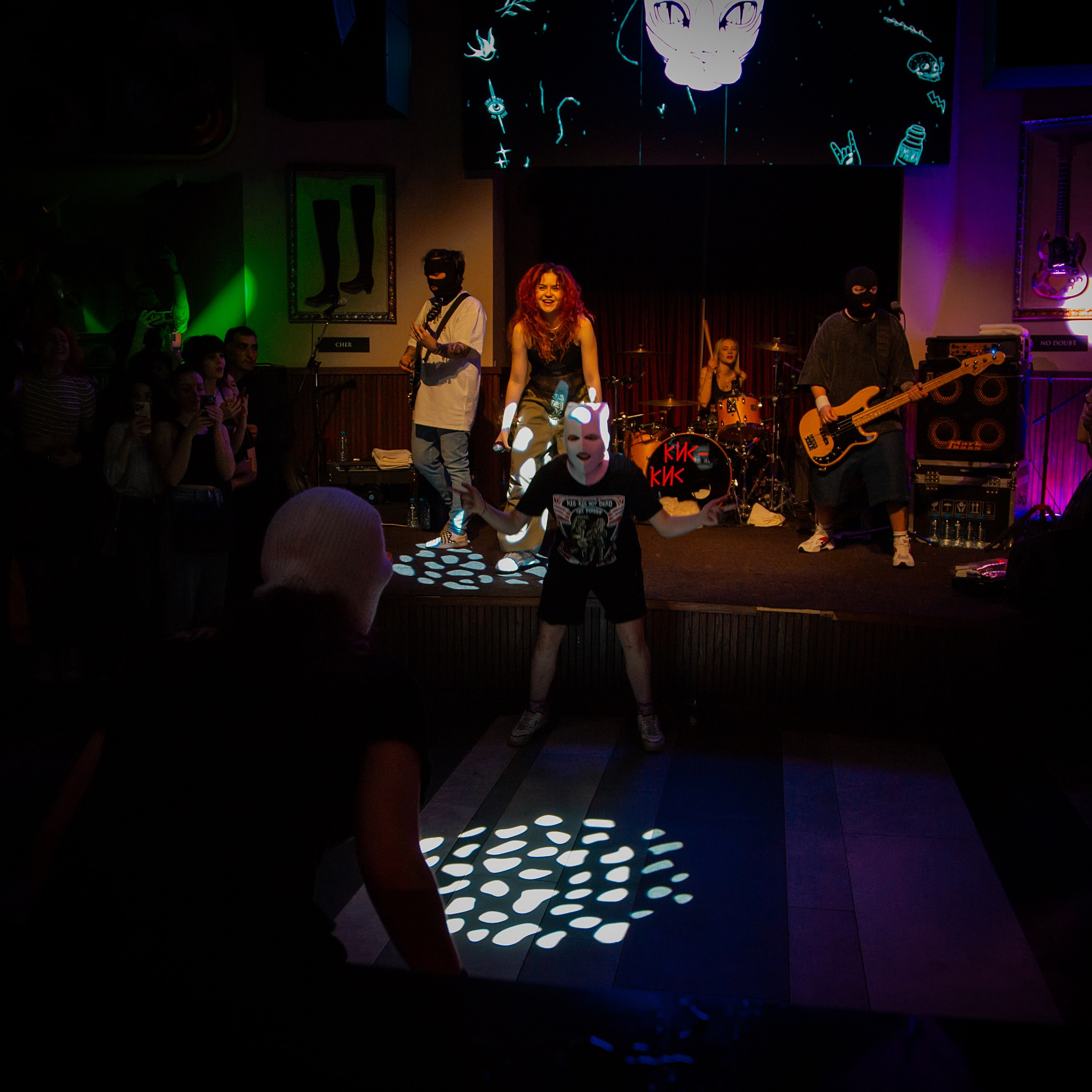 Kis-Kis at Hard Rock Cafe, Yerevan