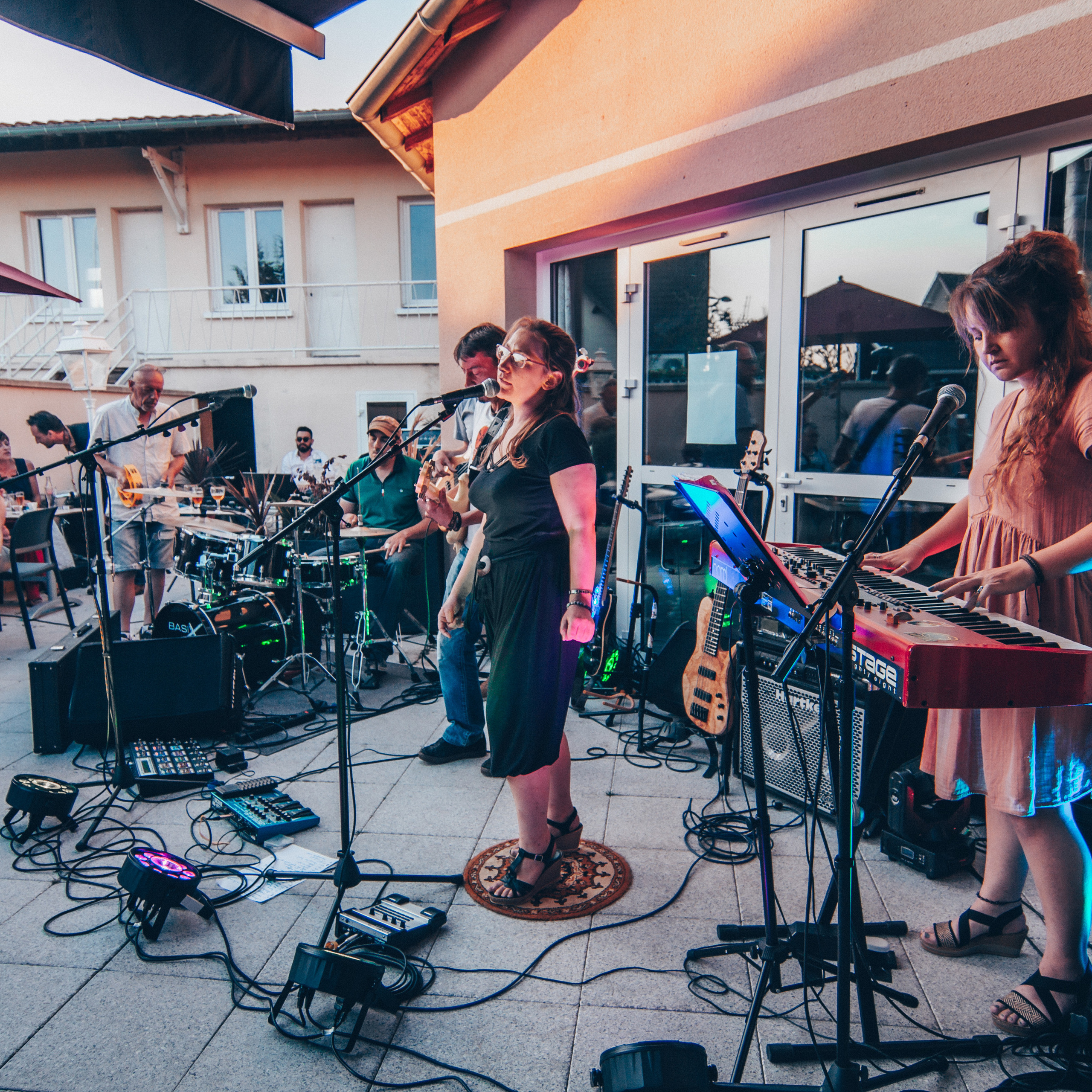 Témoignage. Photographe professionnelle à Poitiers, Tours et Châtellerault | Studio photo entre Poitiers et Tours – portraits, familles, entreprises, ma