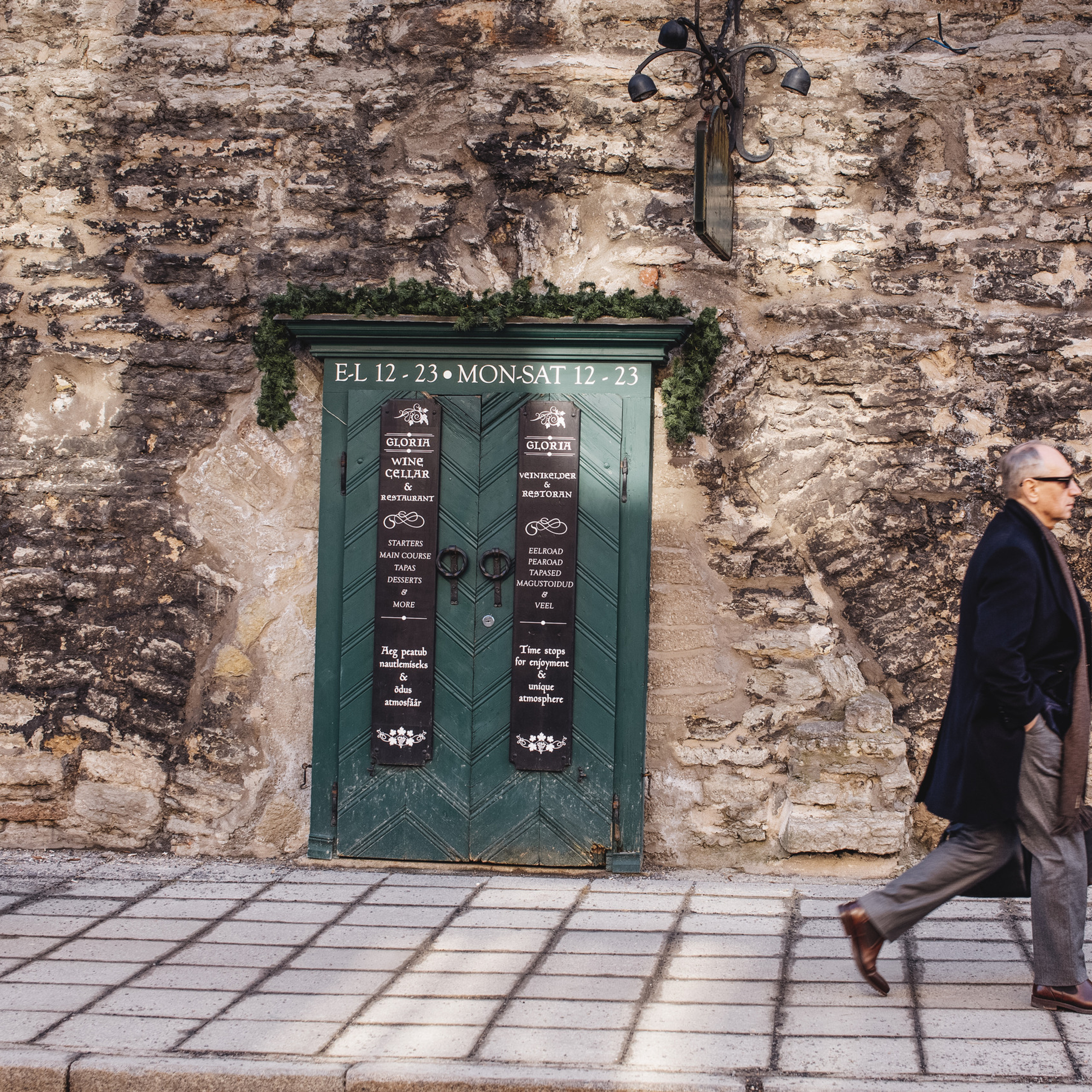 Написать отзыв. Профессиональный фотограф в Таллинне Анастасья