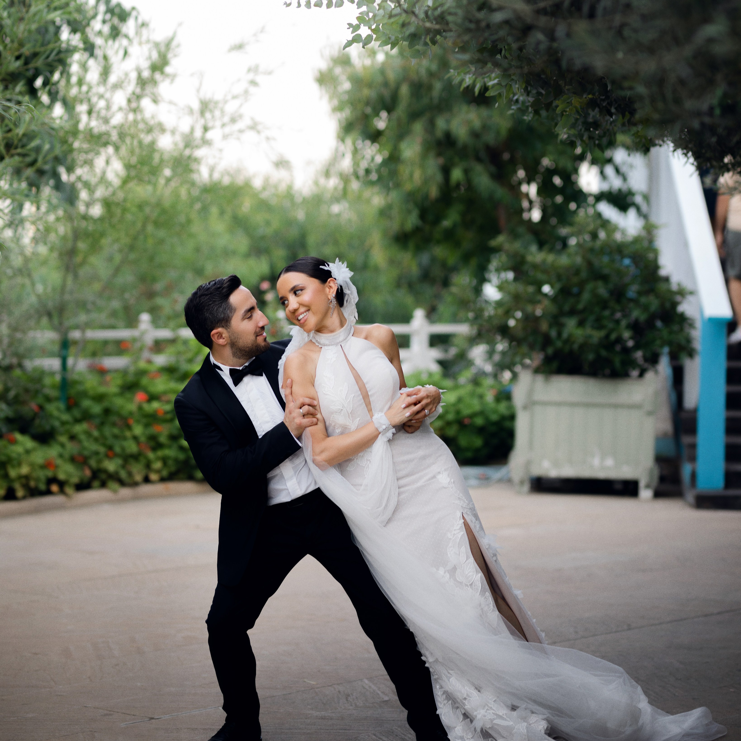 Reviews. WORLDWIDE PHOTOGRAPHER