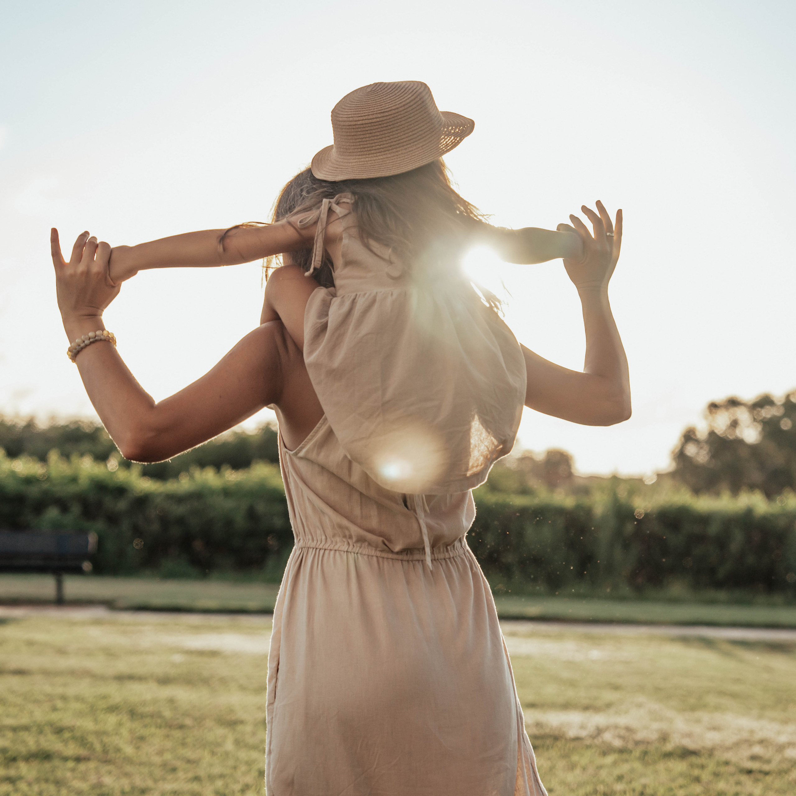 Anastasiia & Yeseniya