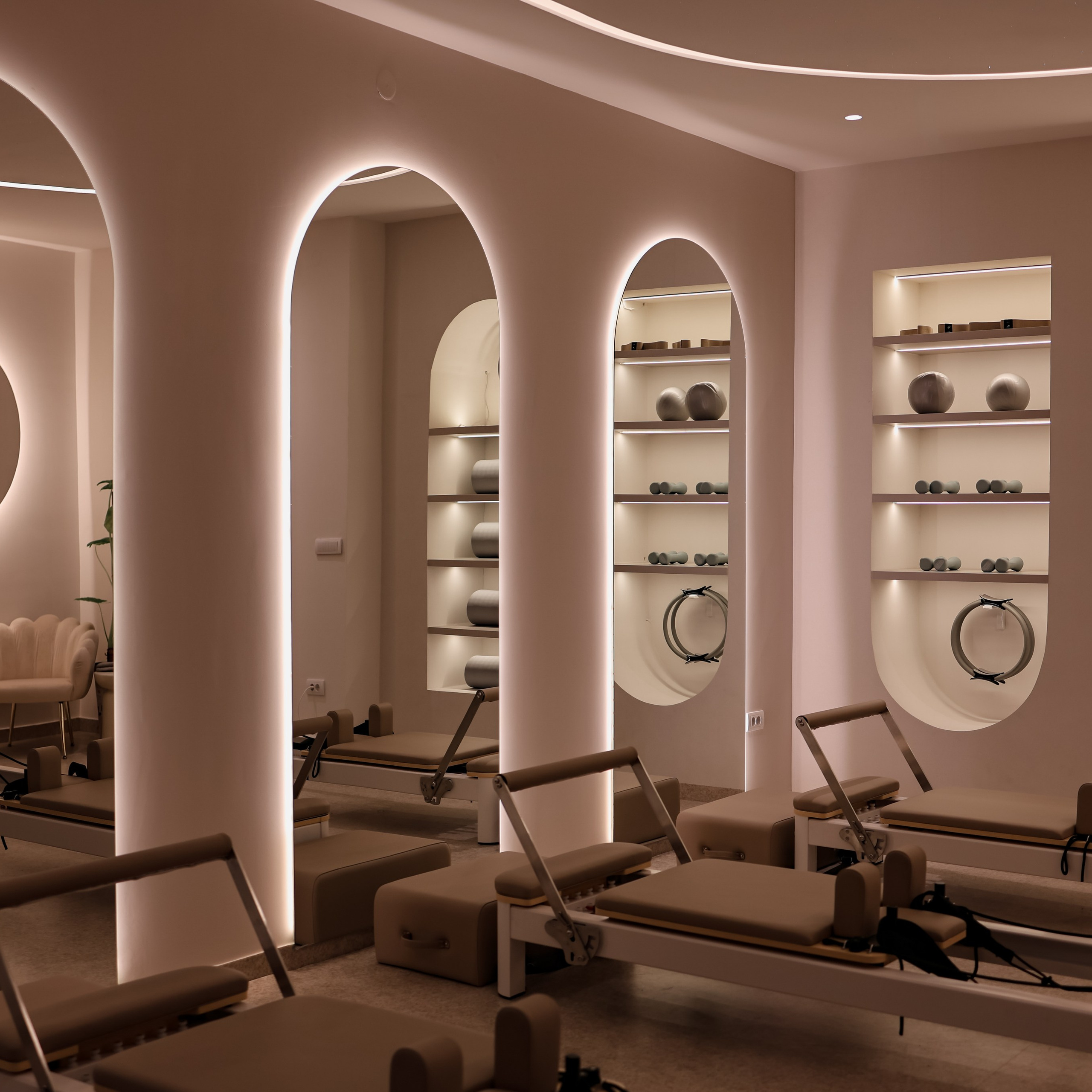 Aura Pilates — enterijer