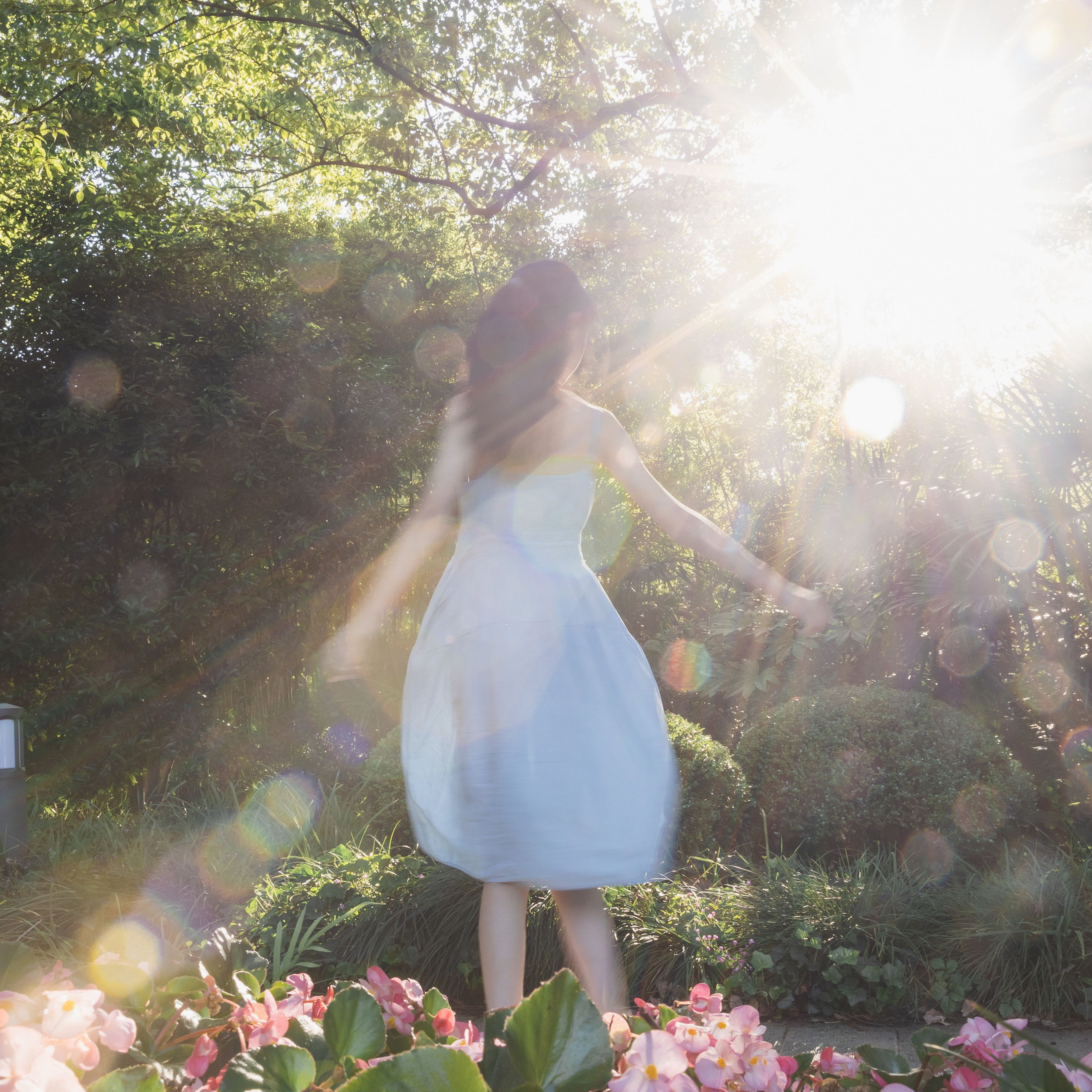 The stories behind Shanghai family photography. Shanghai Family Photographer Dora