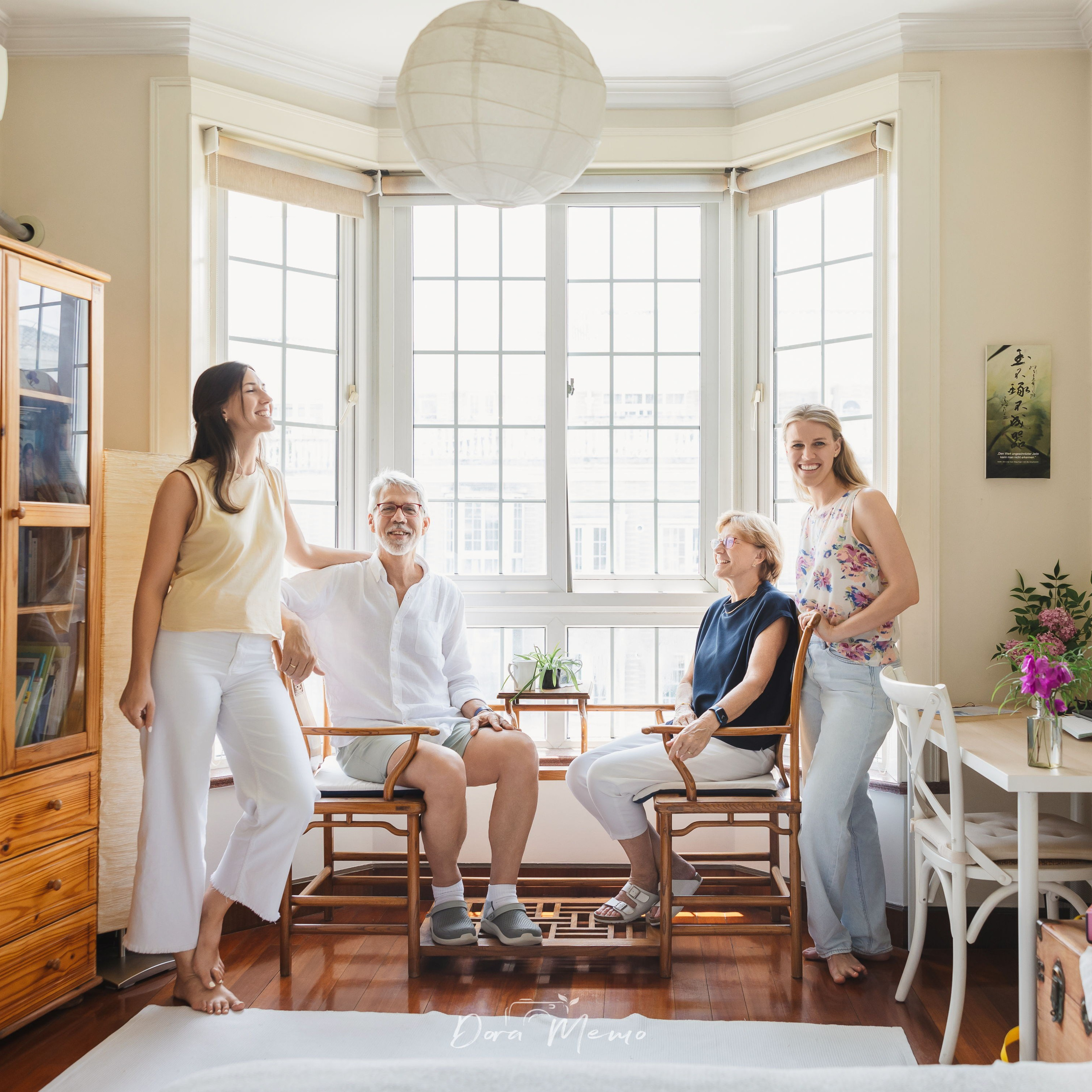 The stories behind Shanghai family photography. Shanghai Family Photographer Dora