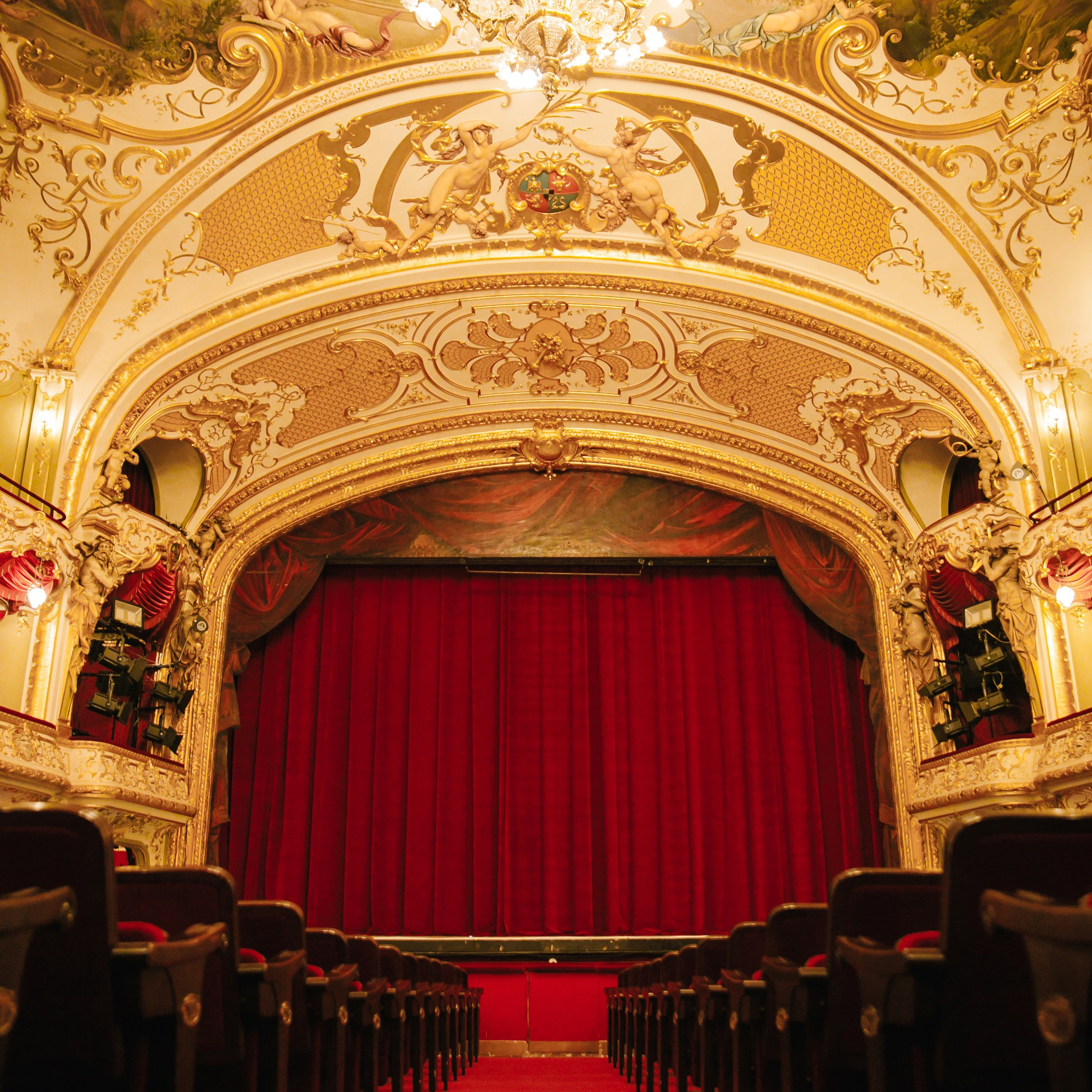 Testimonials. Iurkovski PHOTOGRAPHY in Europe. Luxury destination weddings and events