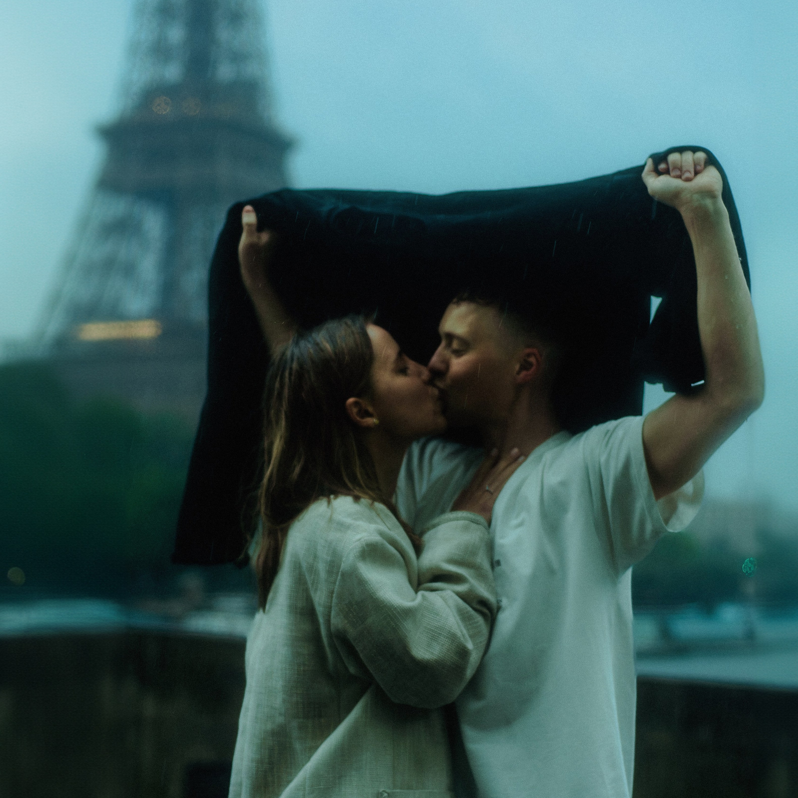 Photoshoot in Paris Reviews. Paris photographer — Polina Osipova