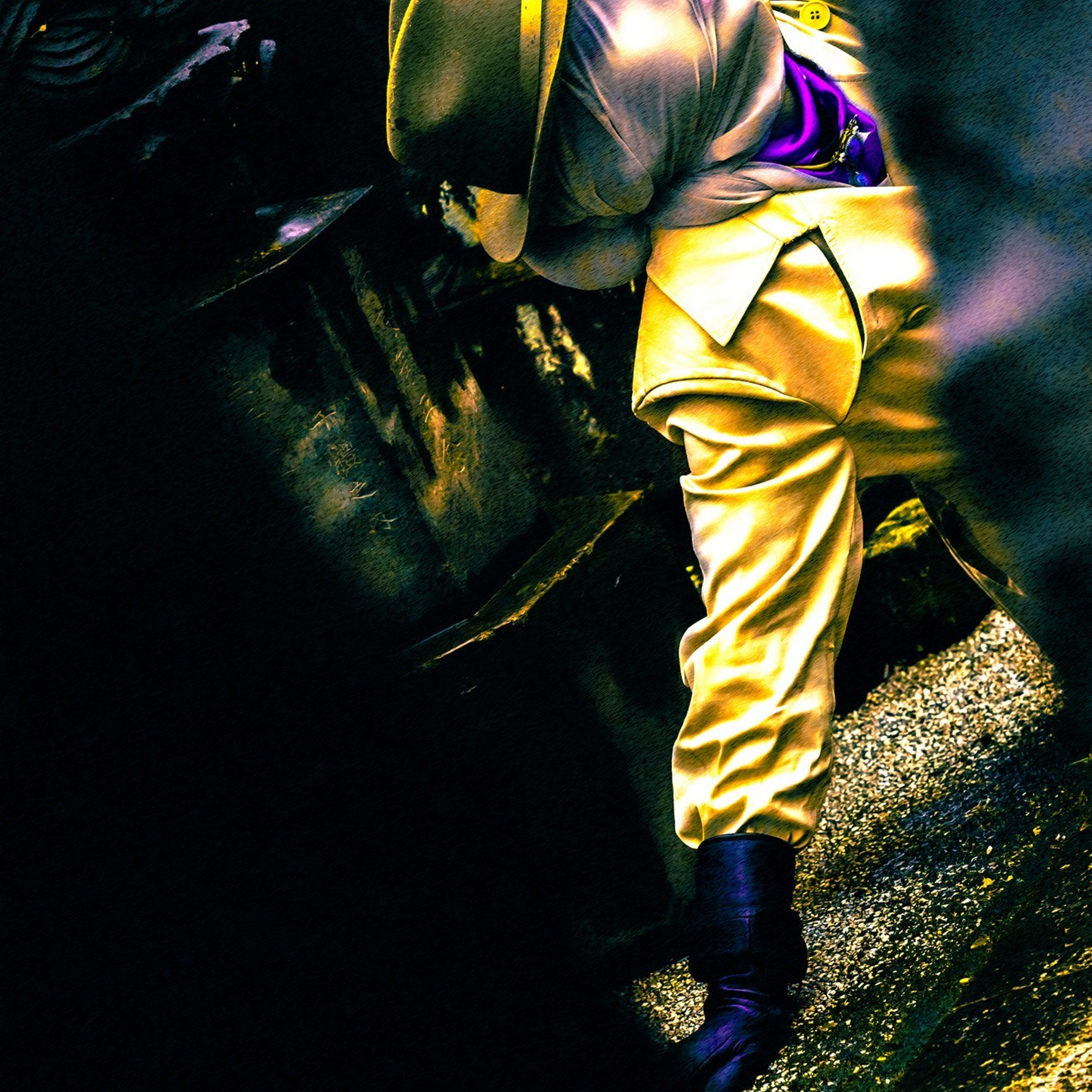 странные фотографии девушка на кладбище япония