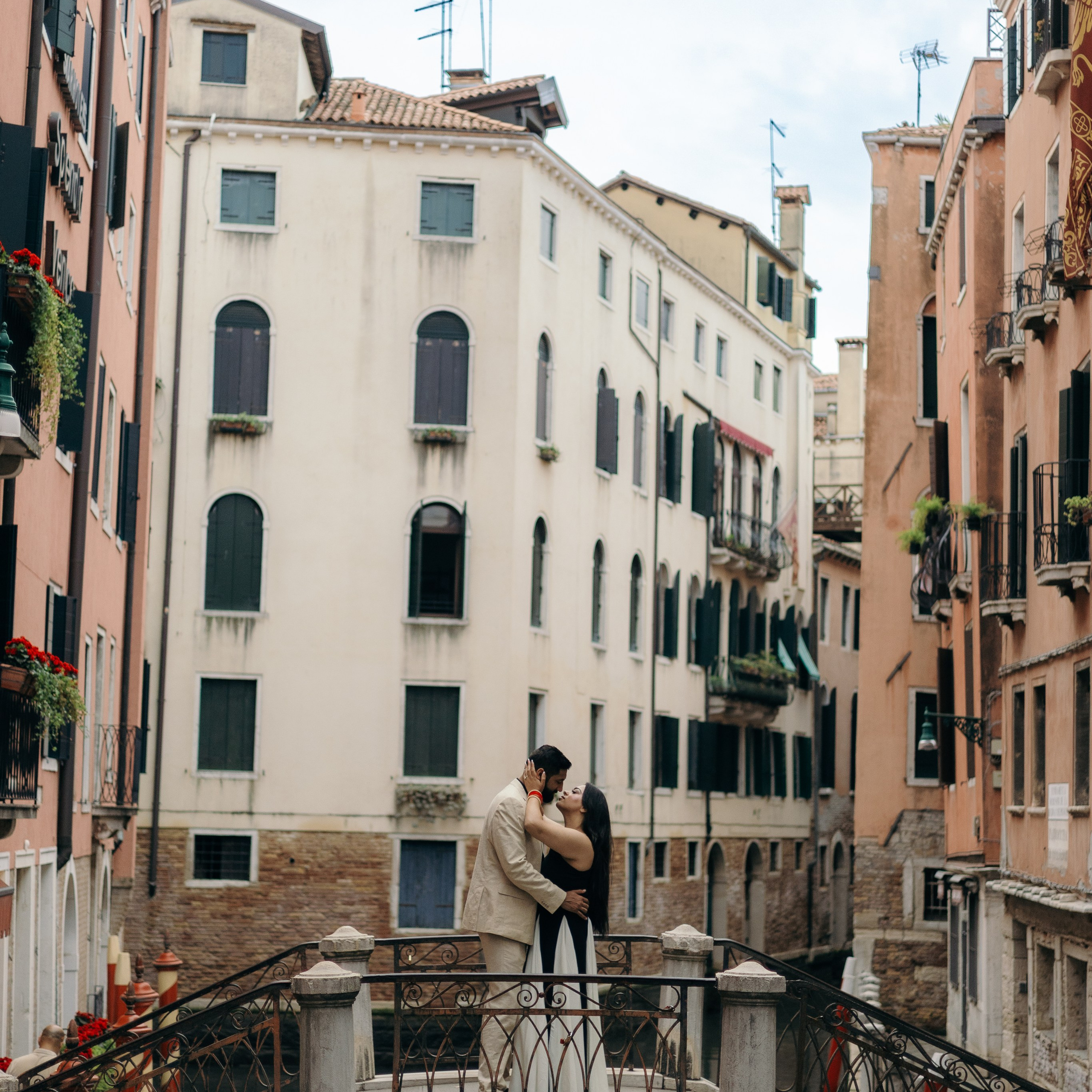 Italy wedding photographer. Sara Luca Wedding Photographer in Italy and Europe