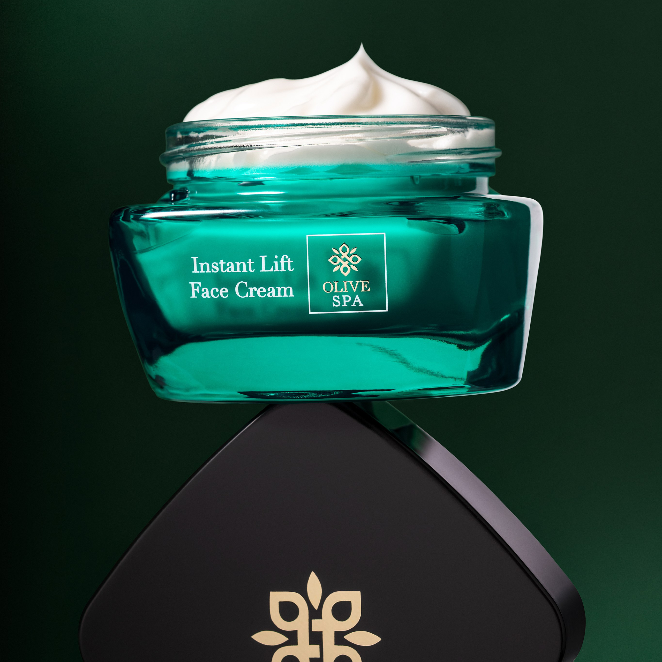 Photographer Crete | Reviews. Photographer Crete | Portrait Photographer | Evgenios Paopano