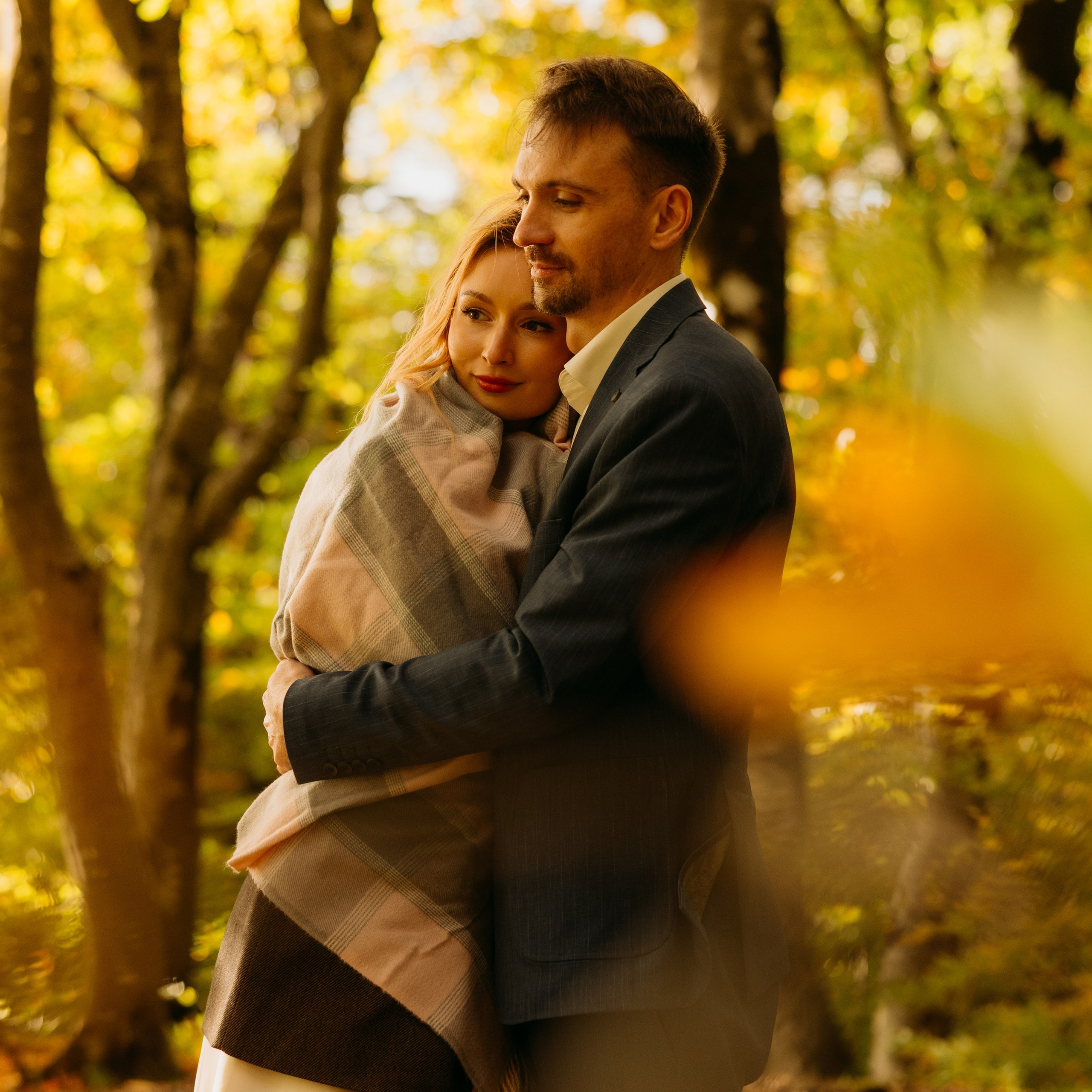 Love in&nbsp;Autumn forest