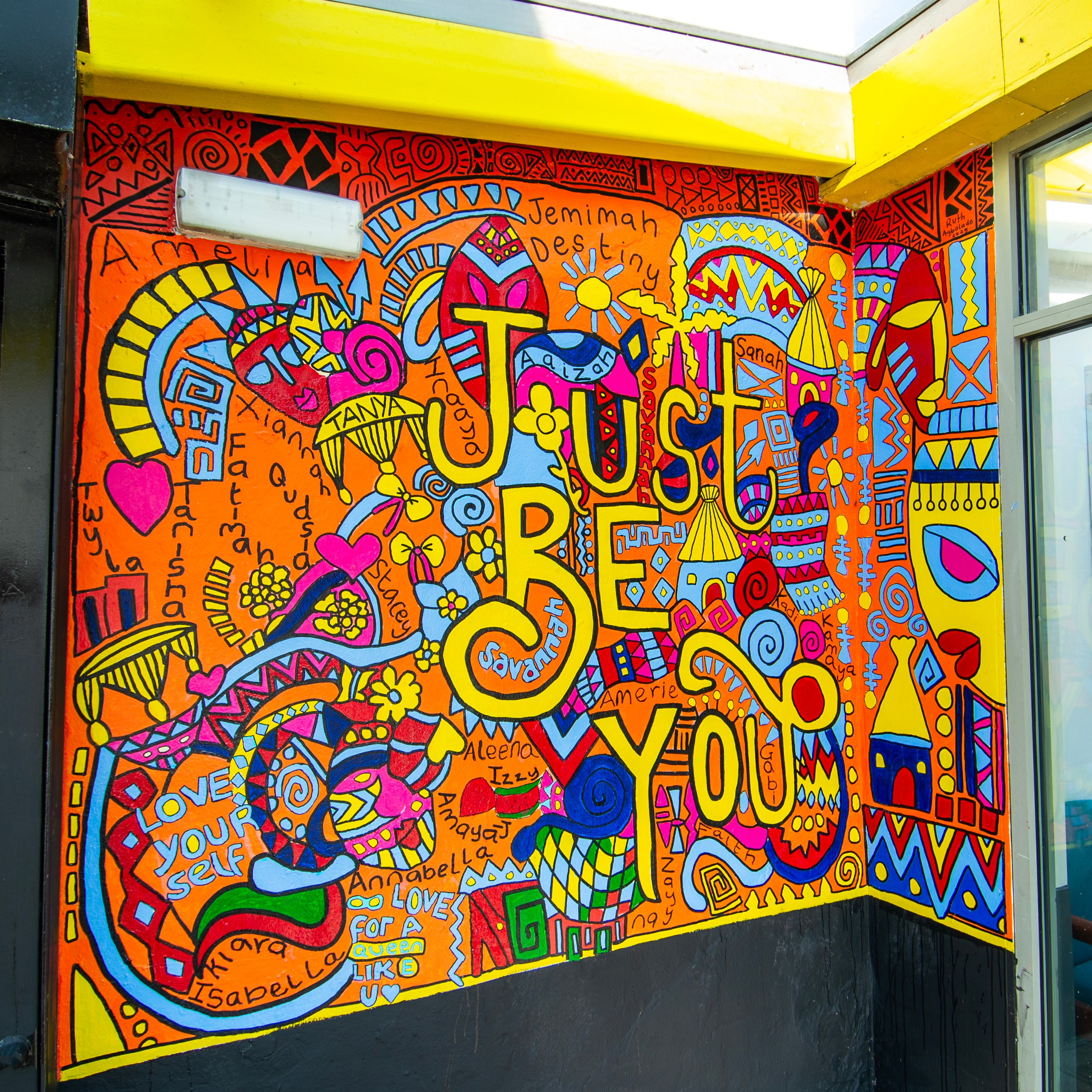 MAPA Community Girls Group Mural
