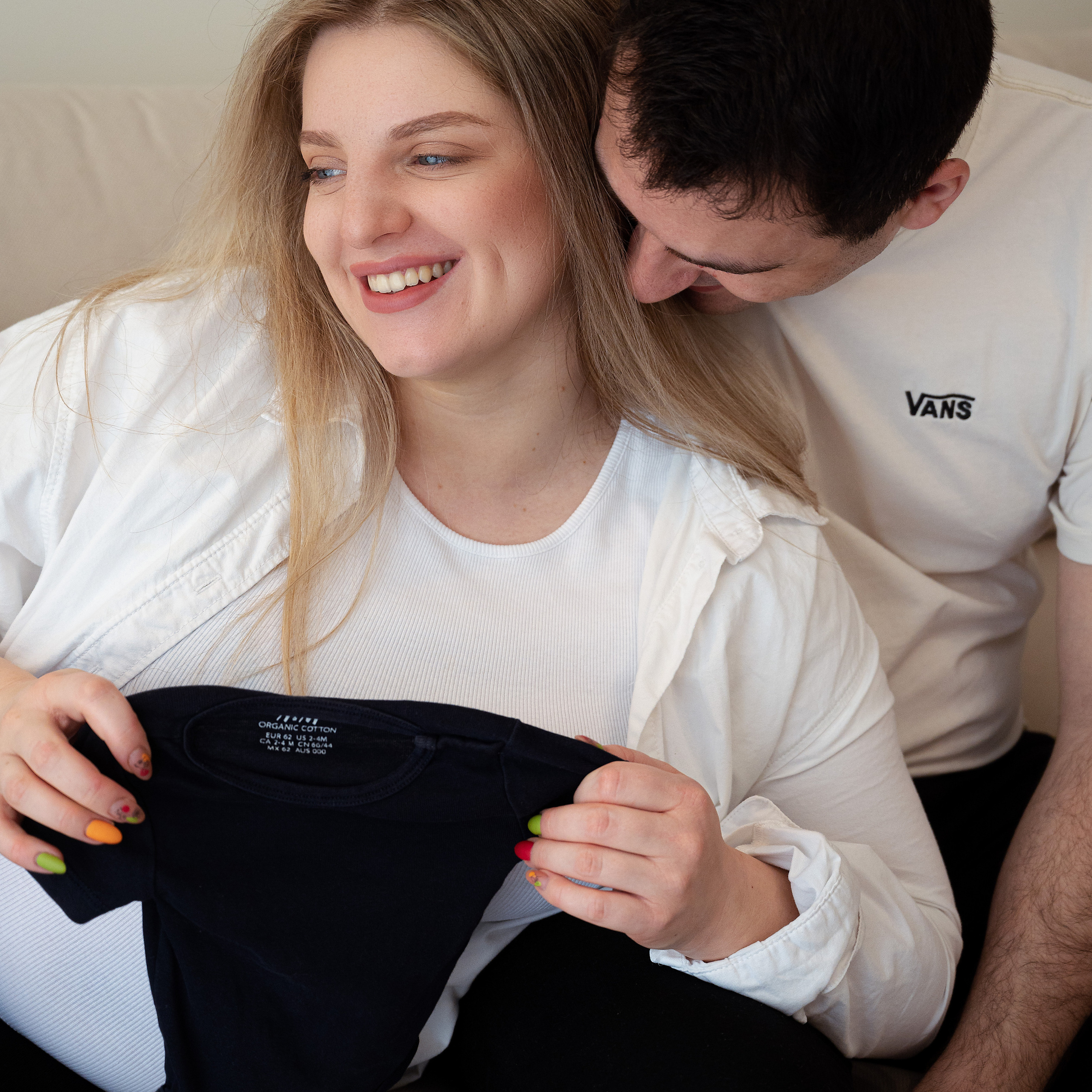 At-Home Pregnancy Photoshoot | Cozy & Natural Portraits. Rapley Photography | West Yorkshire Wedding & Portrait Photographer