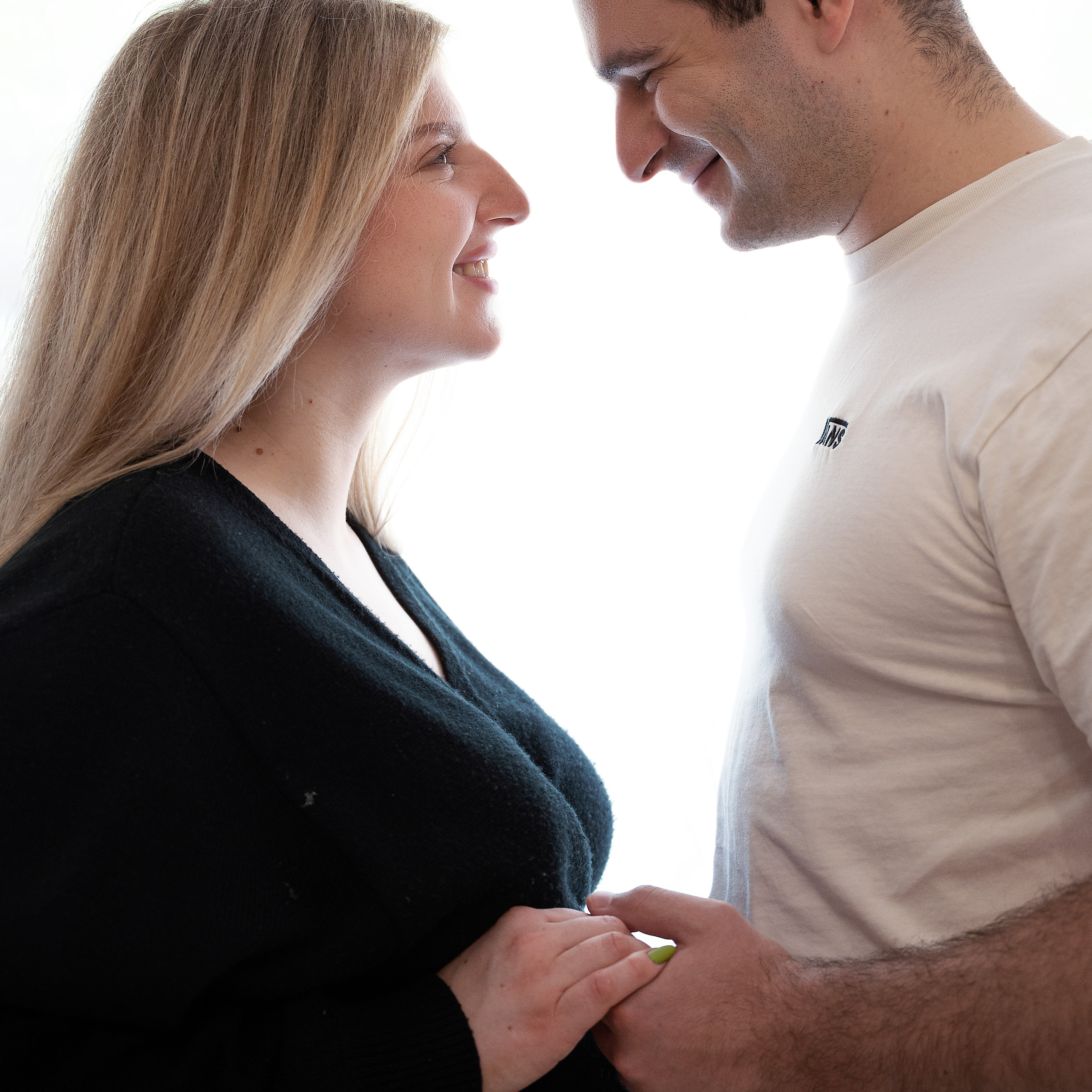 At-Home Pregnancy Photoshoot | Cozy & Natural Portraits. Rapley Photography | West Yorkshire Wedding & Portrait Photographer