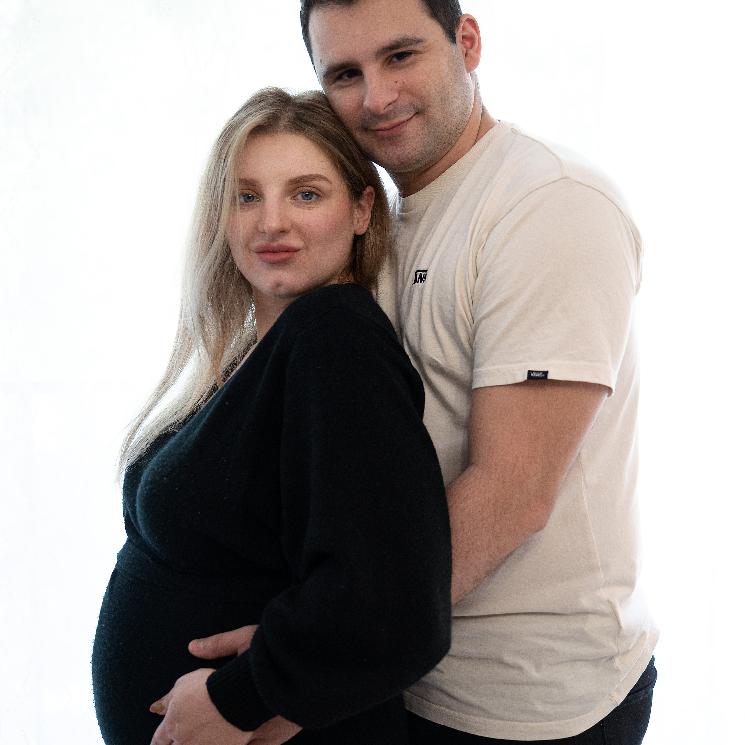 At-Home Pregnancy Photoshoot | Cozy & Natural Portraits. Rapley Photography | West Yorkshire Wedding & Portrait Photographer