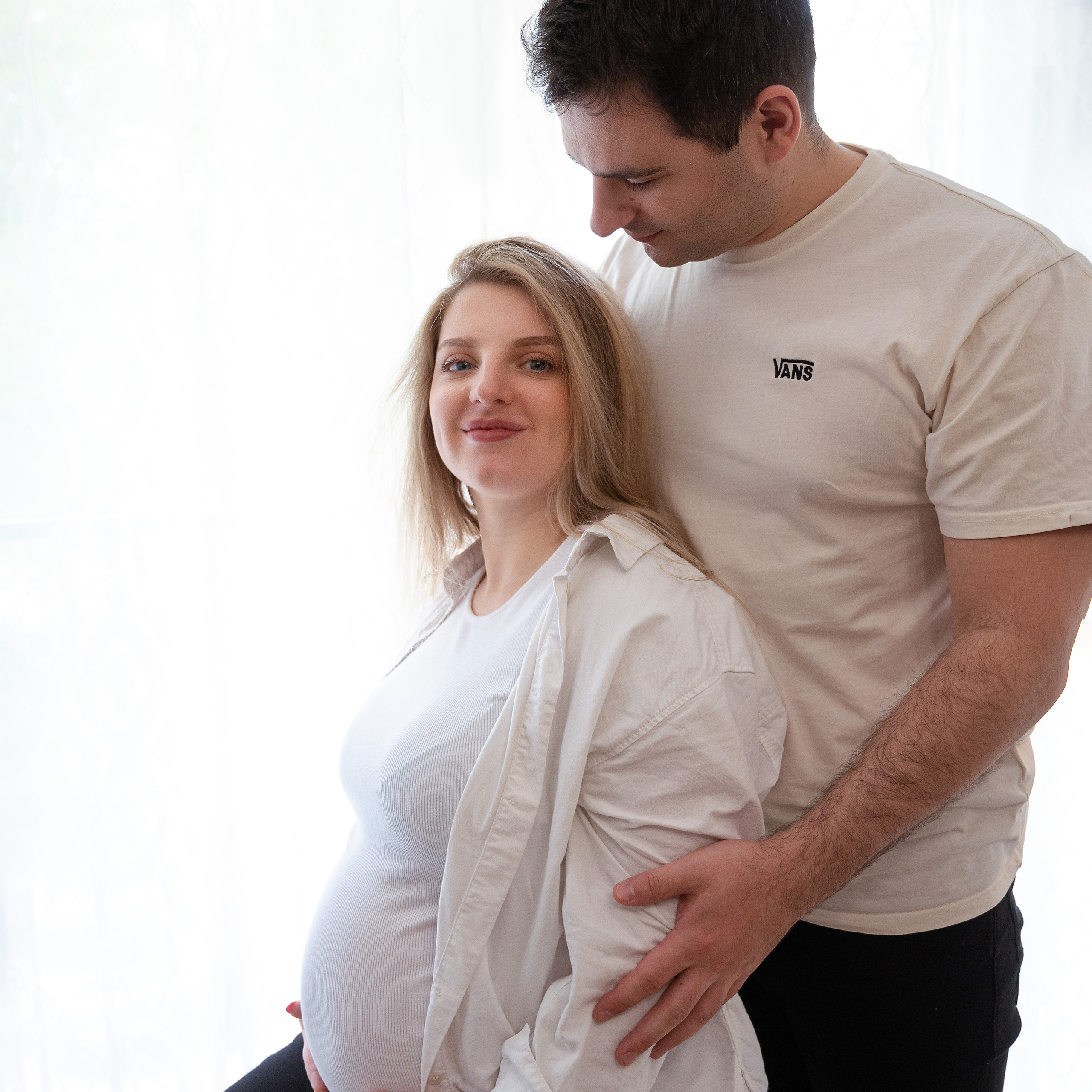 At-Home Pregnancy Photoshoot | Cozy & Natural Portraits. Rapley Photography | West Yorkshire Wedding & Portrait Photographer