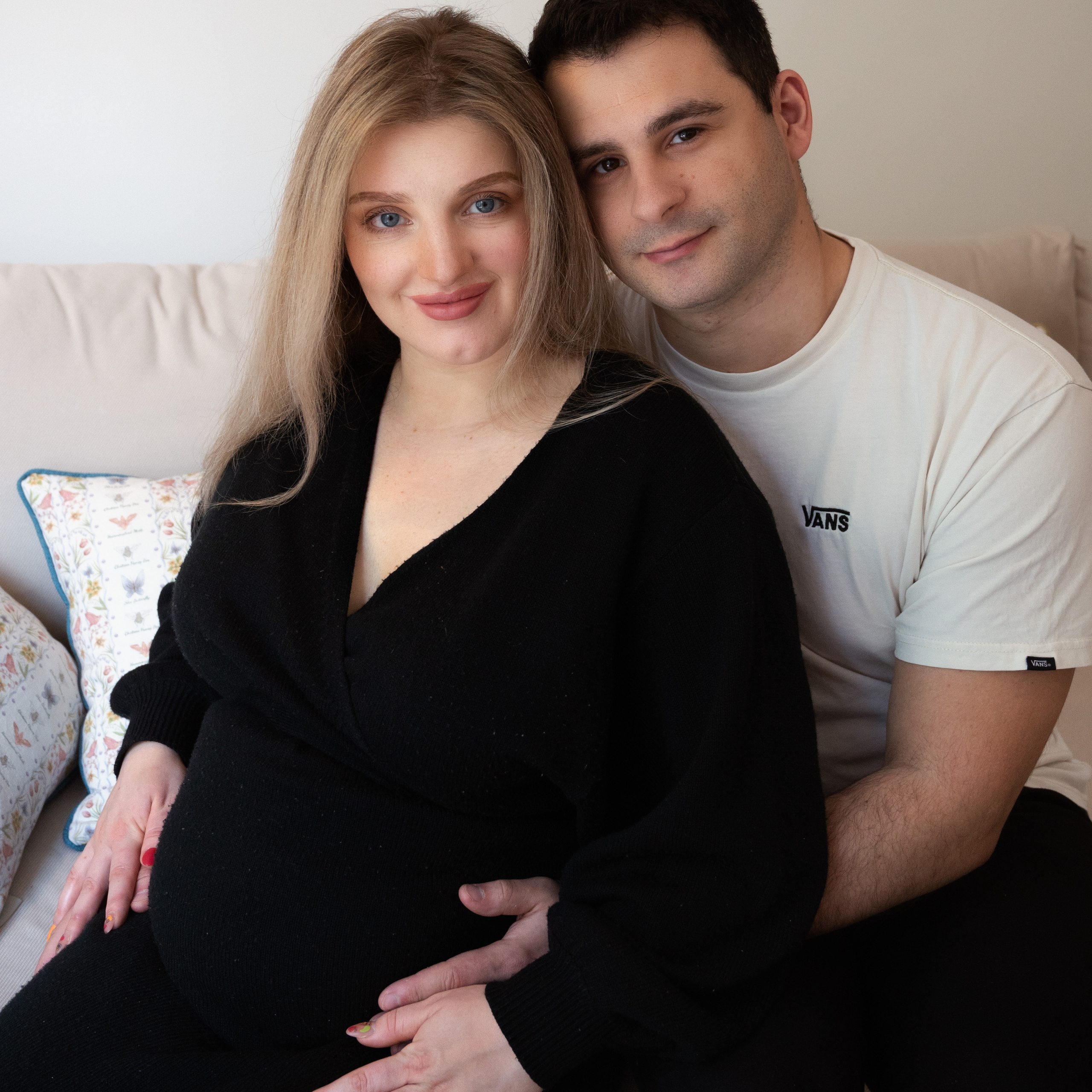 At-Home Pregnancy Photoshoot | Cozy & Natural Portraits. Rapley Photography | West Yorkshire Wedding & Portrait Photographer