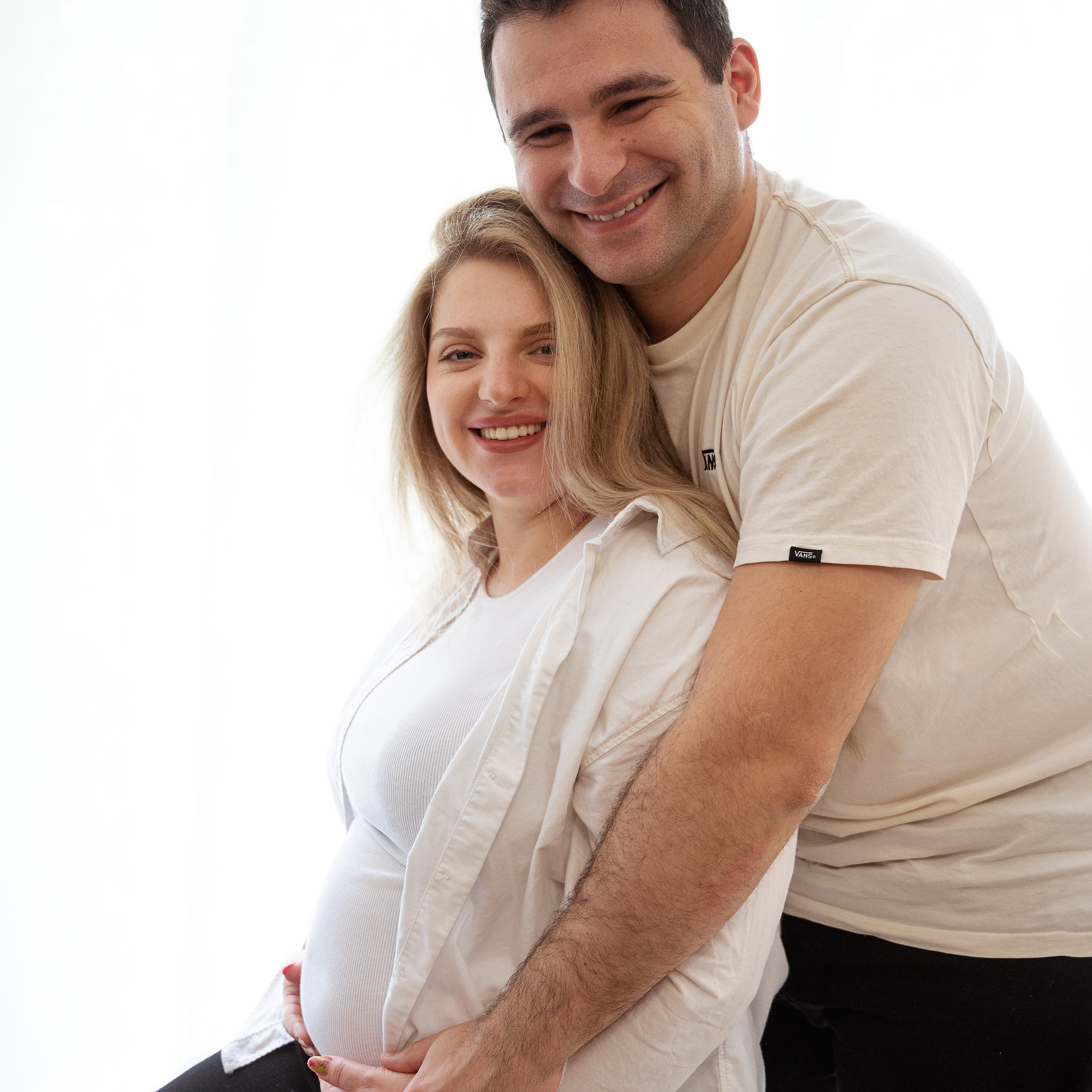 At-Home Pregnancy Photoshoot | Cozy & Natural Portraits. Rapley Photography | West Yorkshire Wedding & Portrait Photographer