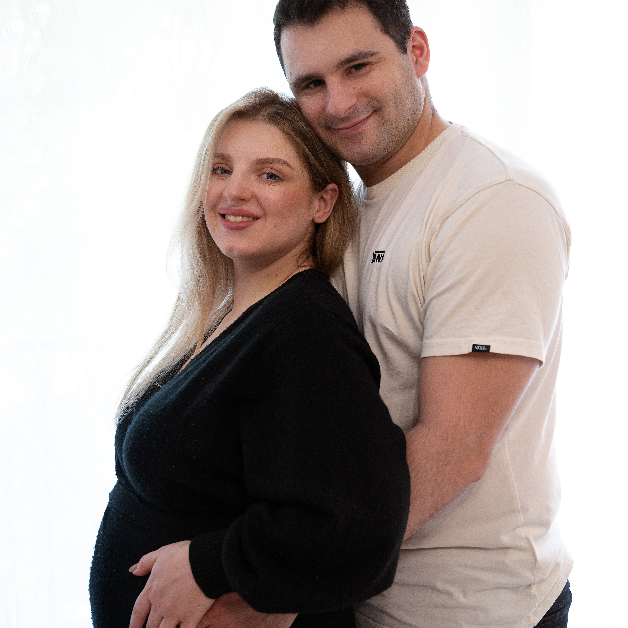 At-Home Pregnancy Photoshoot | Cozy & Natural Portraits. Rapley Photography | West Yorkshire Wedding & Portrait Photographer