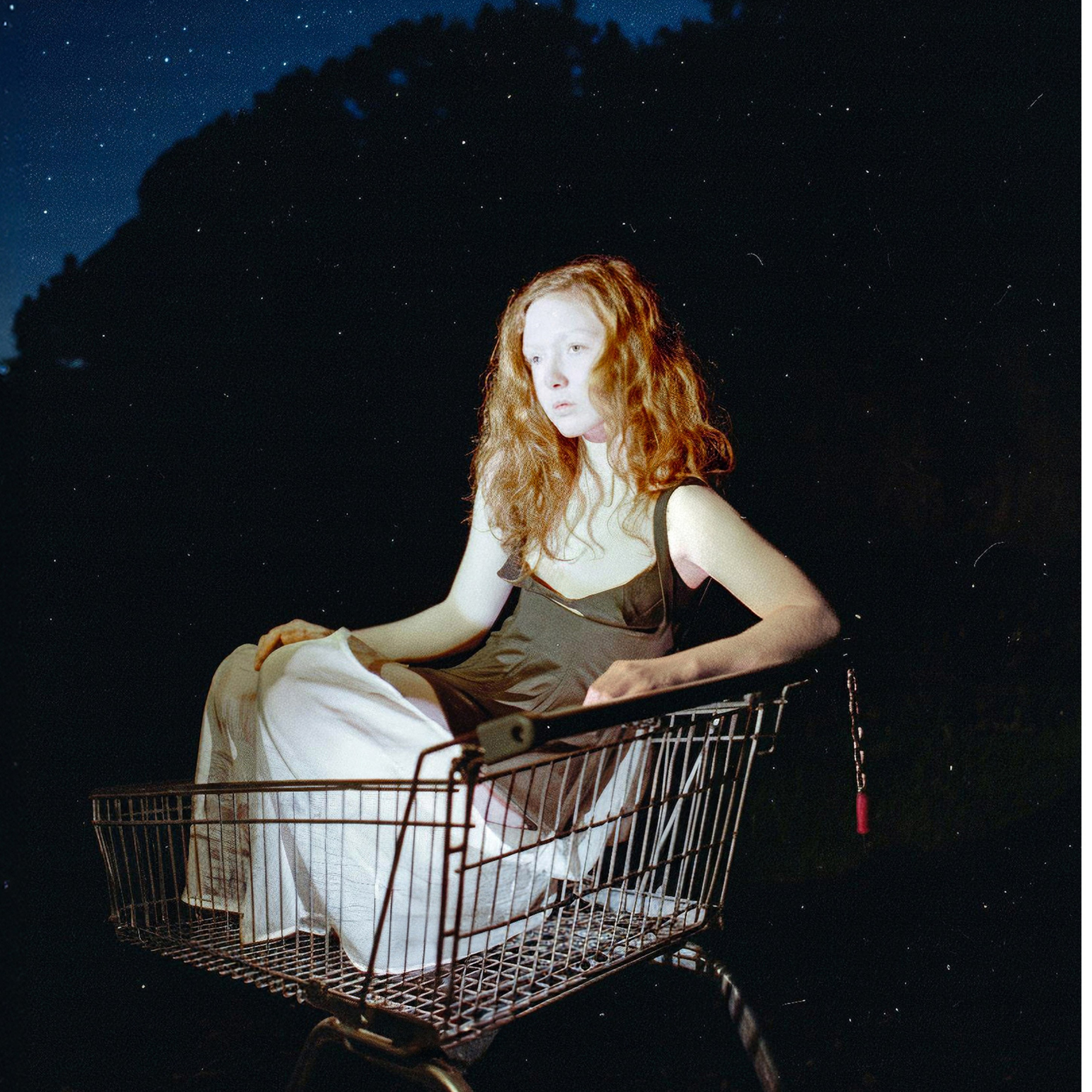 Instructions for Being Carried [Analog fashion story]