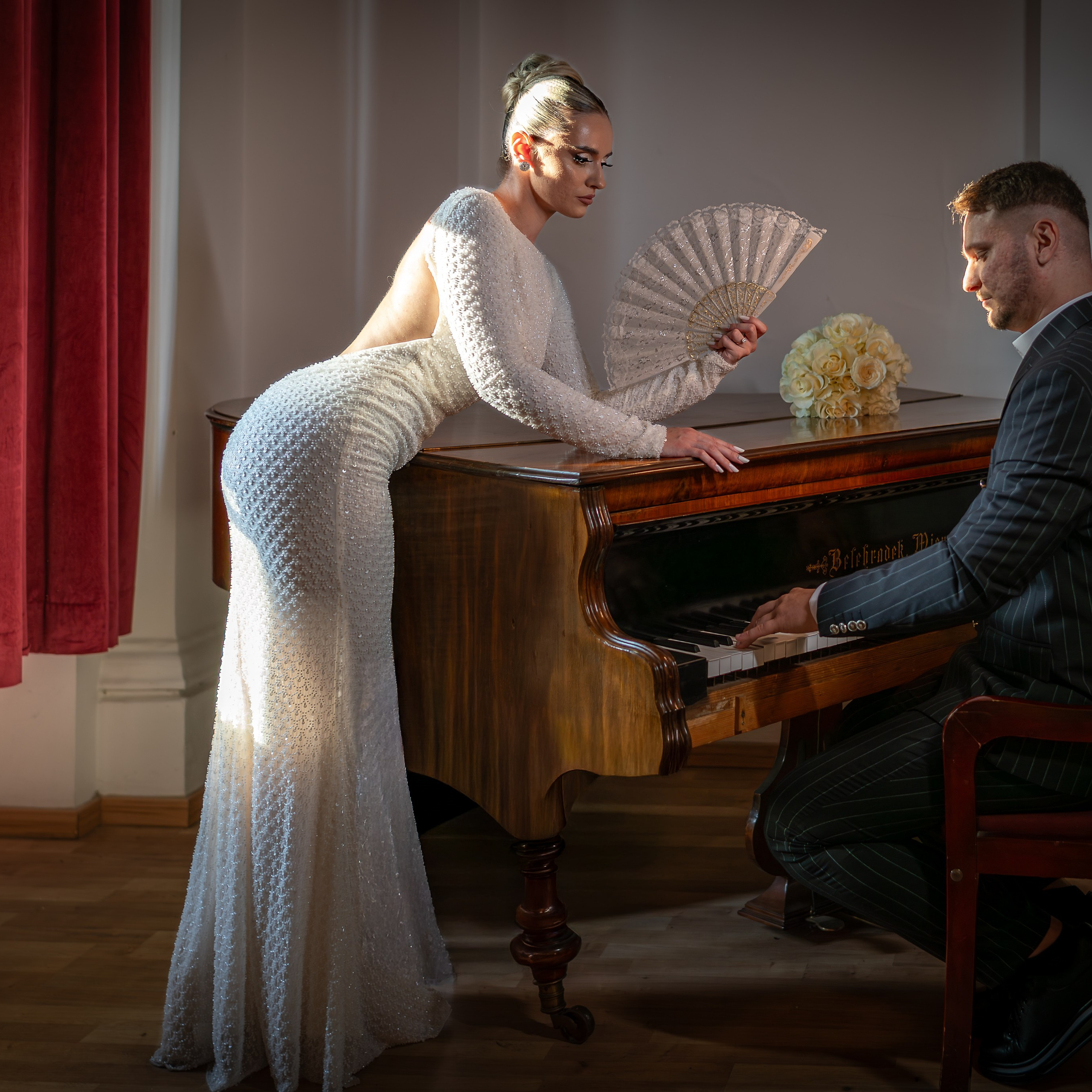 Cununia civilă a lui Tudor și Mădălina – eleganță, emoție și lumină