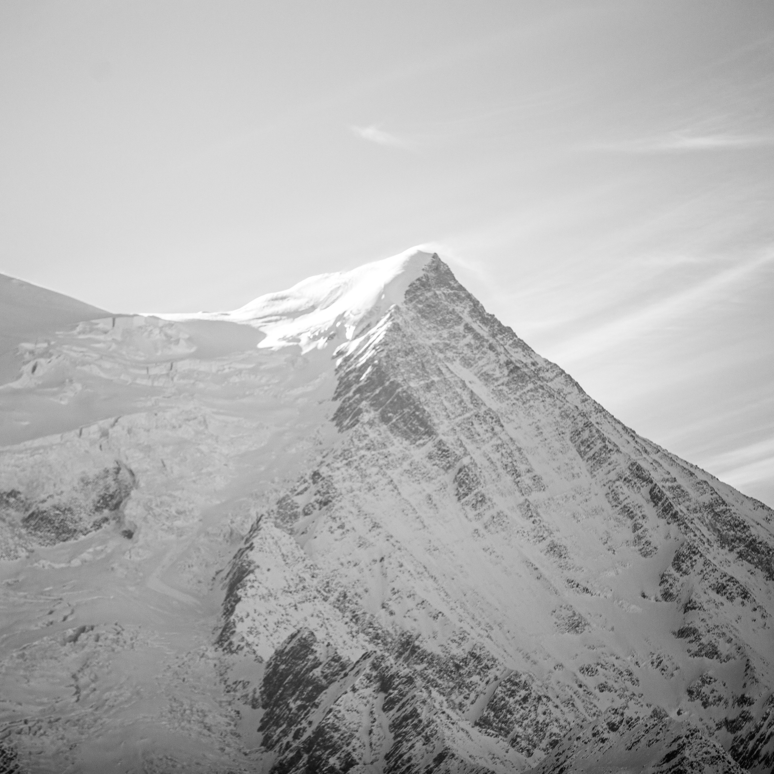 Chamonix-Mont-Blanc. Anastasia Shapoval violoniste et photographe. Annecy — Geneve