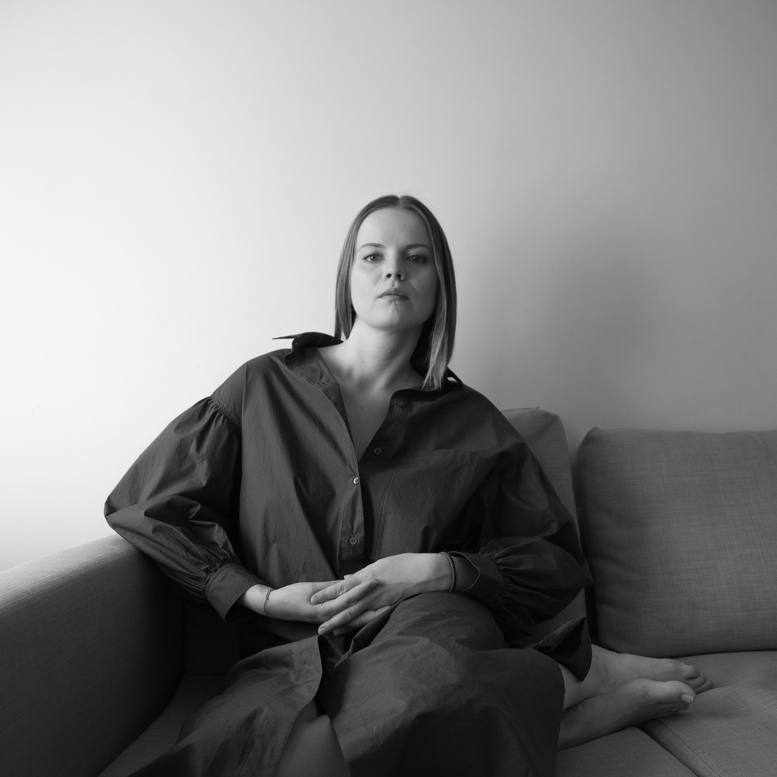 Portraits. Anastasia Shapoval violoniste et photographe. Annecy — Geneve