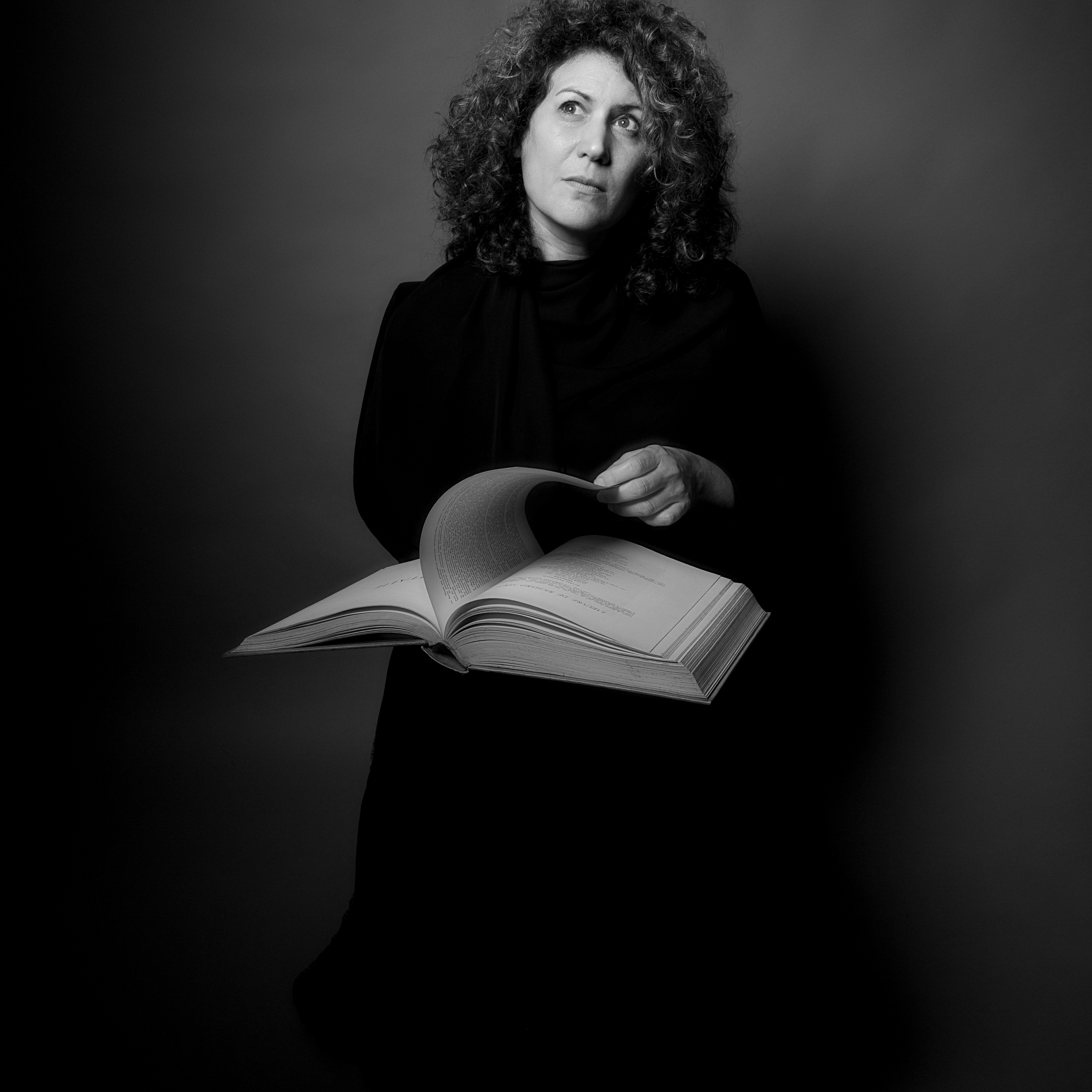 Portraits. Anastasia Shapoval violoniste et photographe. Annecy — Geneve