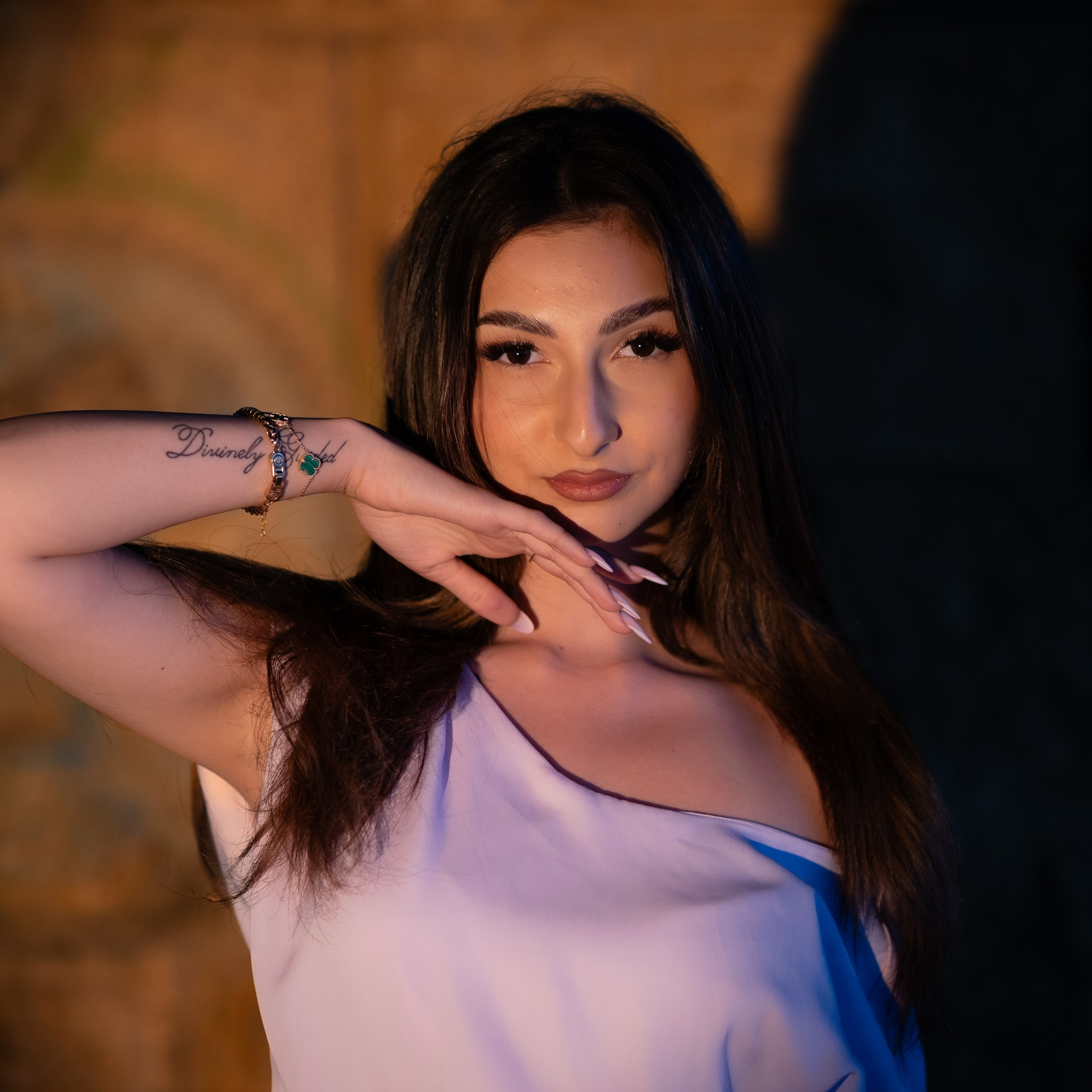 Testimoniale. Antoine Bugheanu — Fotograf editorial și de portret cu sediul în România, specializat în fotografie editorială, de studio și comercială
